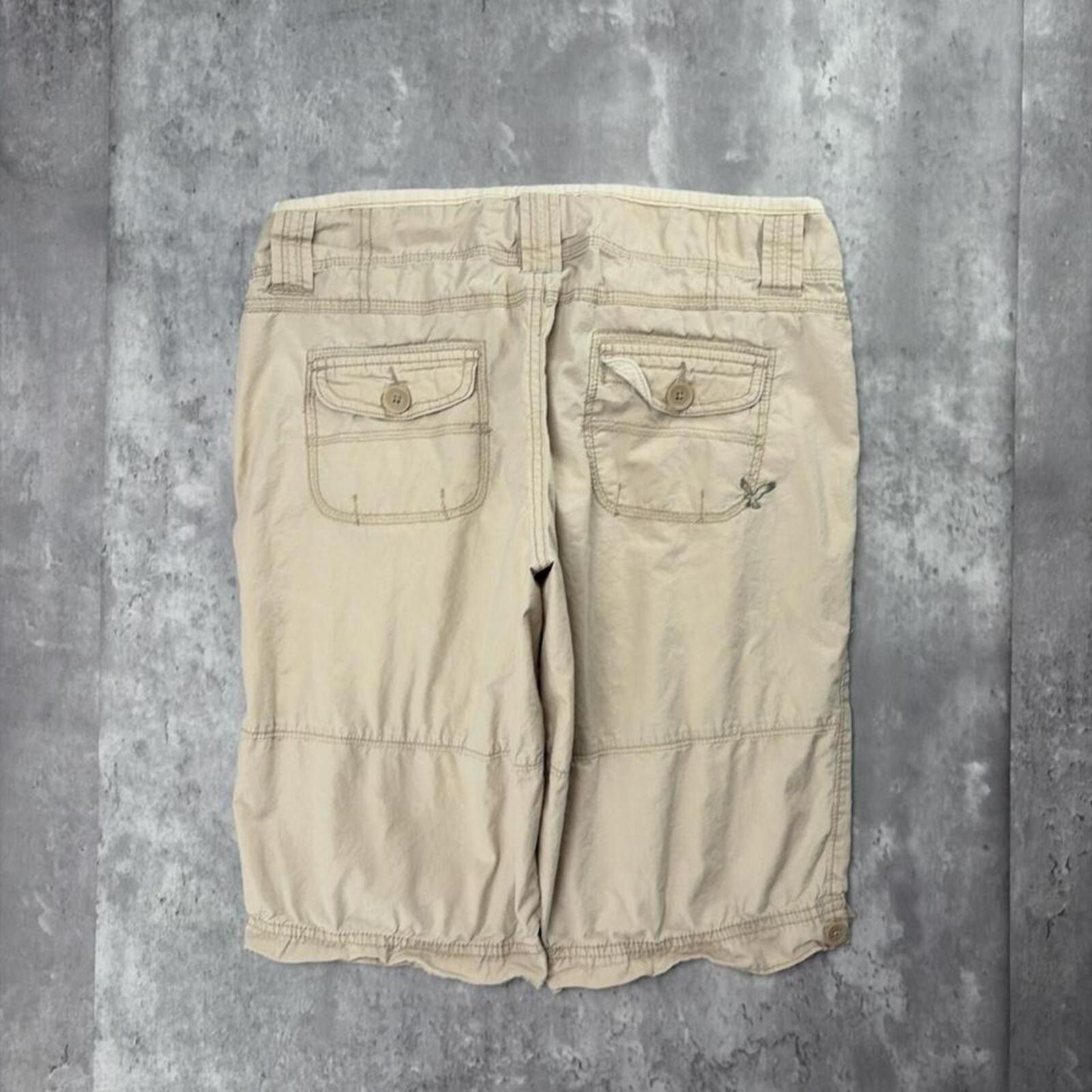 American Eagle Outfitters Y2K Beige American Eagle Grunge Gothic Capri Shorts Size 27" / US 4 / IT 40 - 1 Thumbnail