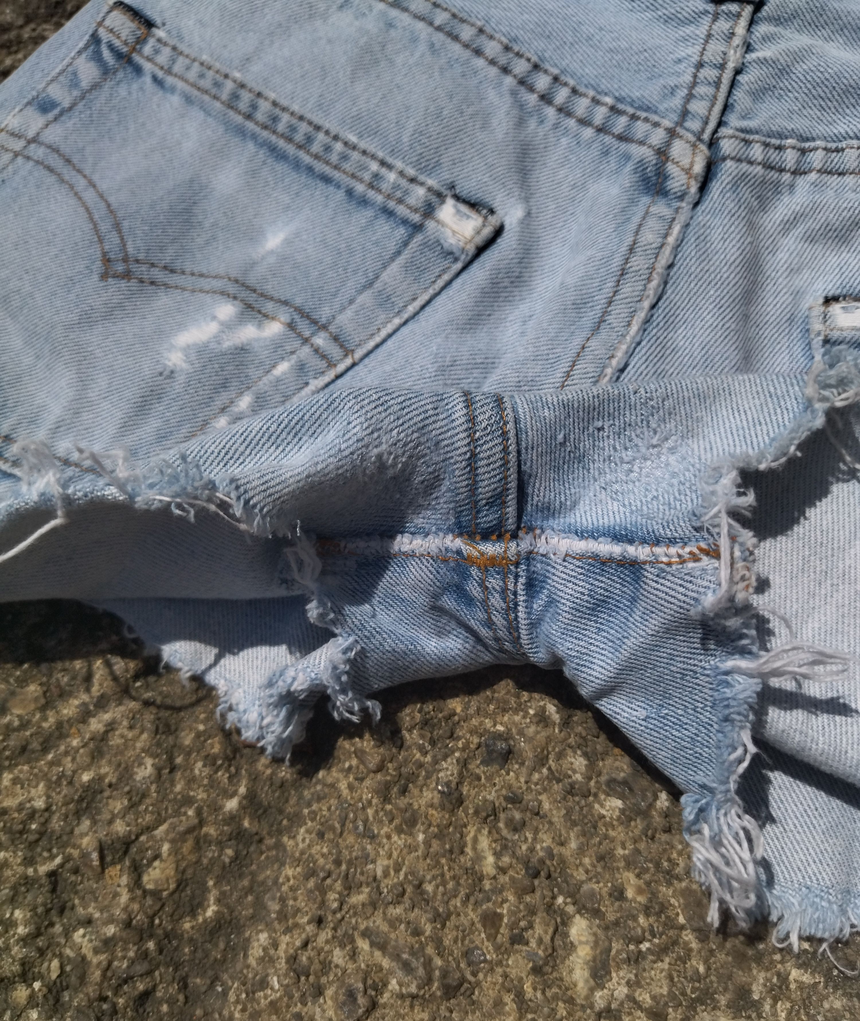 Levi's Vintage Levis 501 Distressed 70s and 80s made in USA size 28 Size 28" / US 6 / IT 42 - 19 Thumbnail