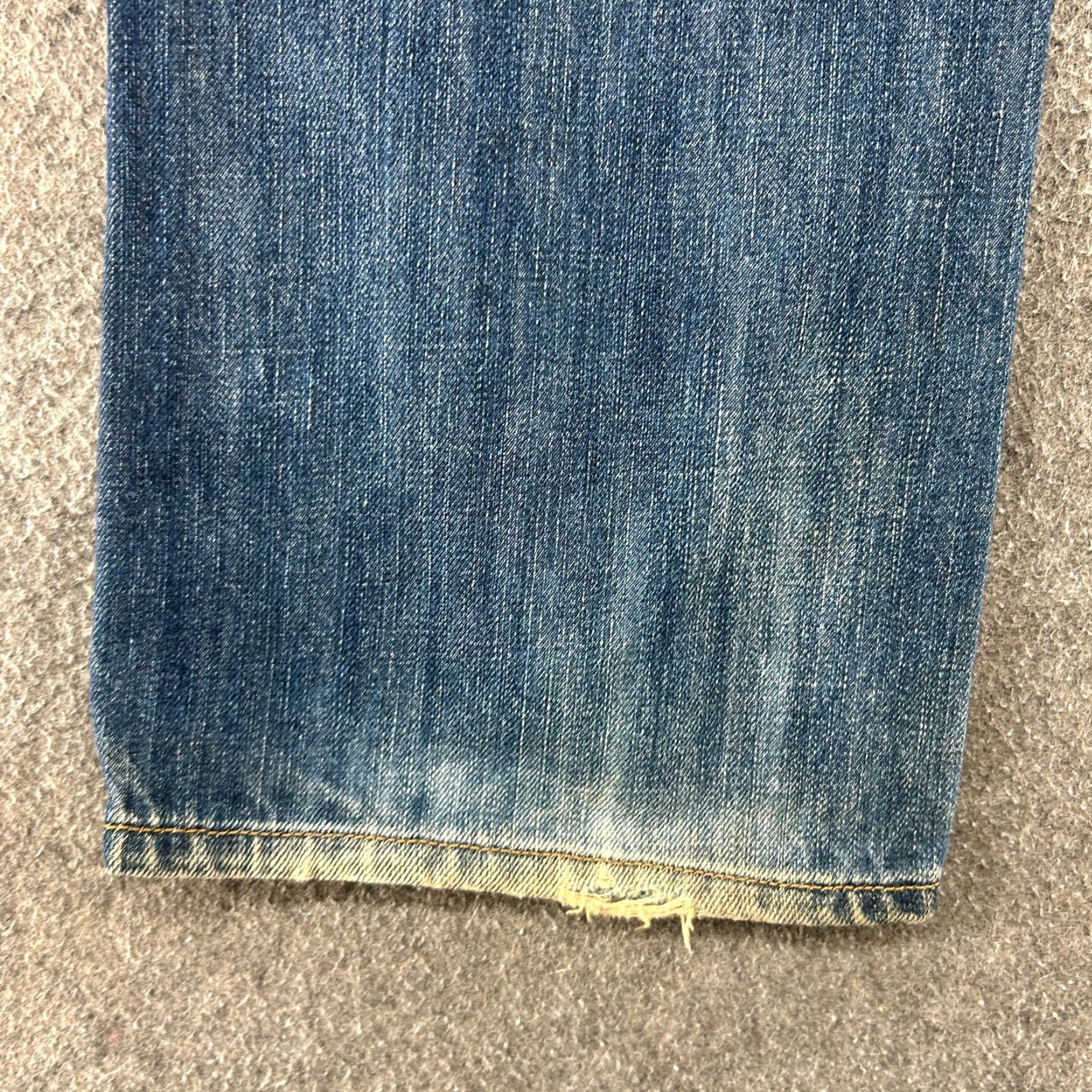 Gap Gap Jeans Men 34x30 Blue Straight Regular Distressed Medium Wash 5-Pocket Denim Slimming Stretch Vintage? No (1969) 1969 Gap Mens Jeans Size US 34 / EU 50 - 4 Thumbnail