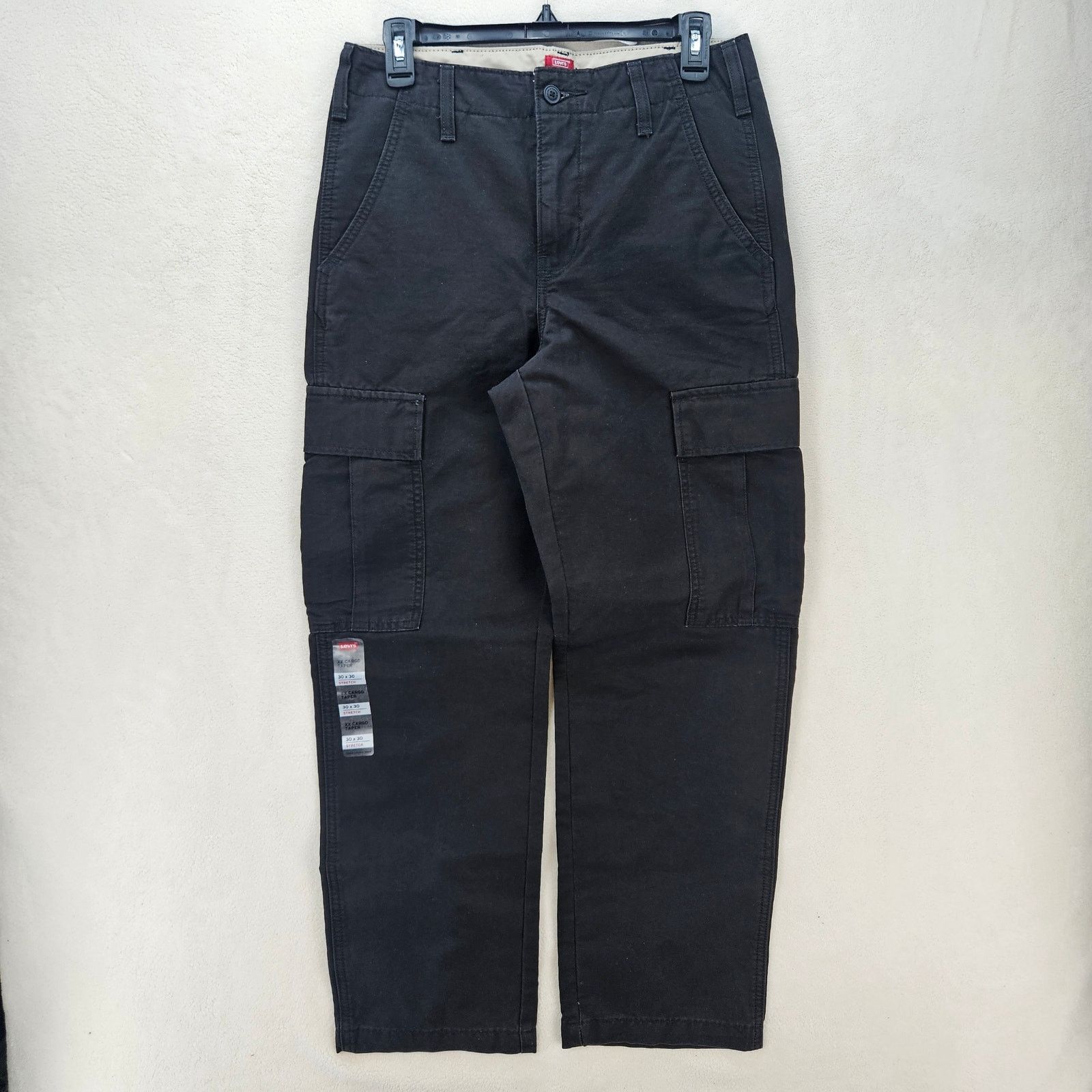 Levi's LEVI'S MEN'S 30X30 XX CARGO PANTS TAPER BLACK NWT Size US 30 / EU 46 - 1 Thumbnail