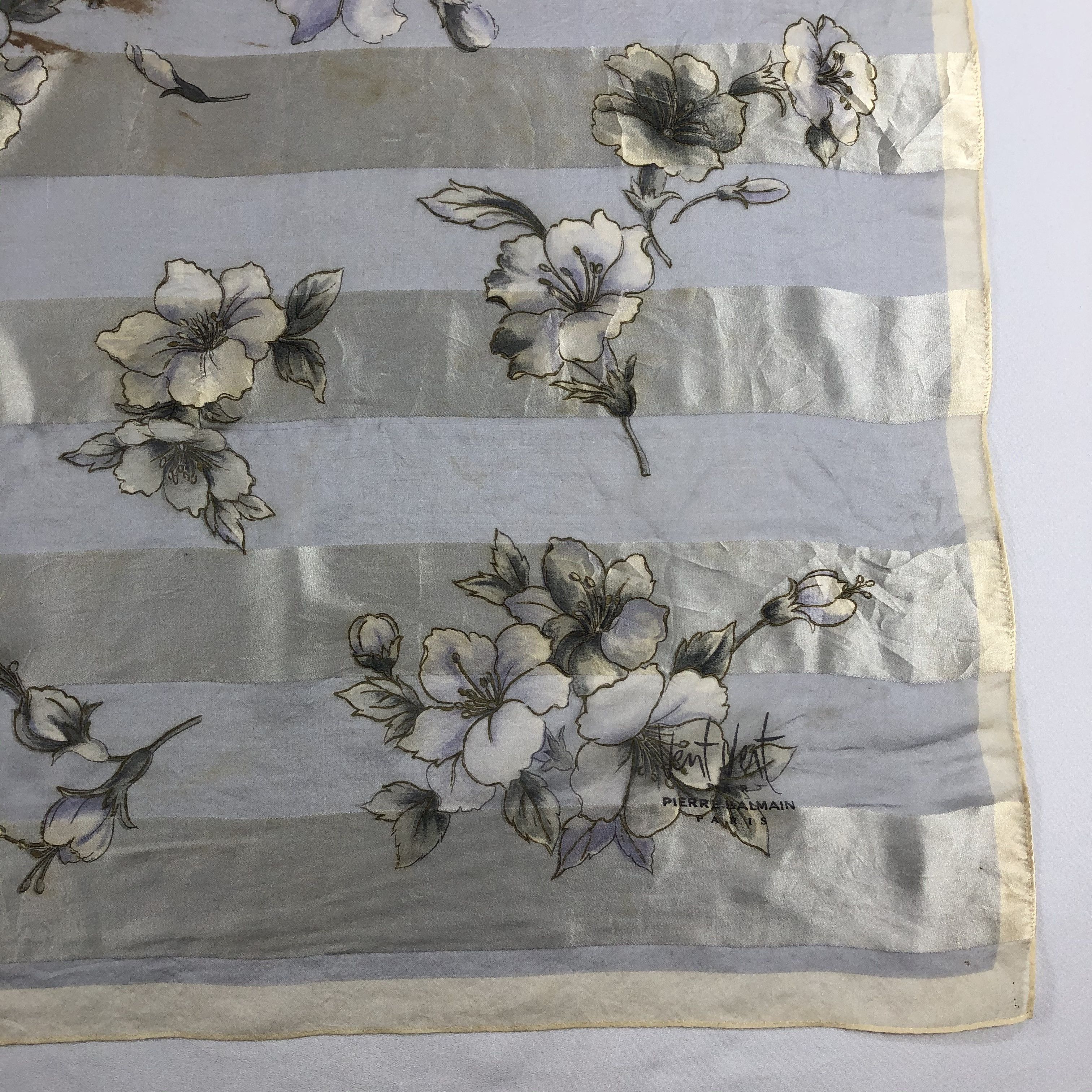 Pierre Balmain Vintage Pierre Balmain Silk Scarf Size ONE SIZE - 4 Thumbnail