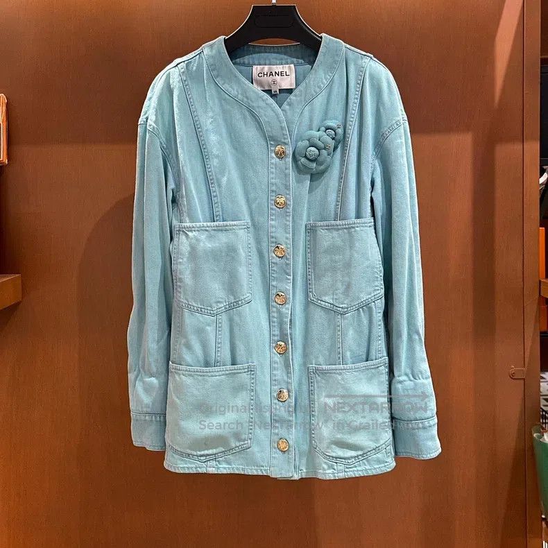 Chanel Chanel Camelia blue denim jacket Size XS / US 0-2 / IT 36-38 - 1 Thumbnail