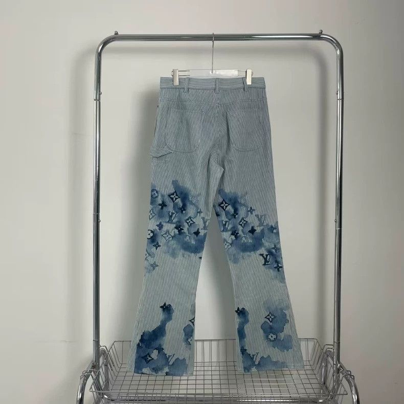 Louis Vuitton louis vuitton watercolor denim pants size 32-2507 Size US 32 / EU 48 - 2 Thumbnail