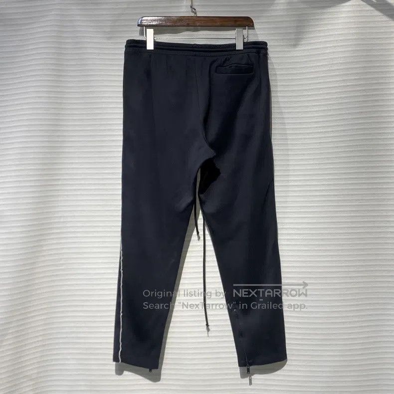 Valentino Valentino Contrasting thin edge drawstring for waist slack Size US 32 / EU 48 - 2 Thumbnail