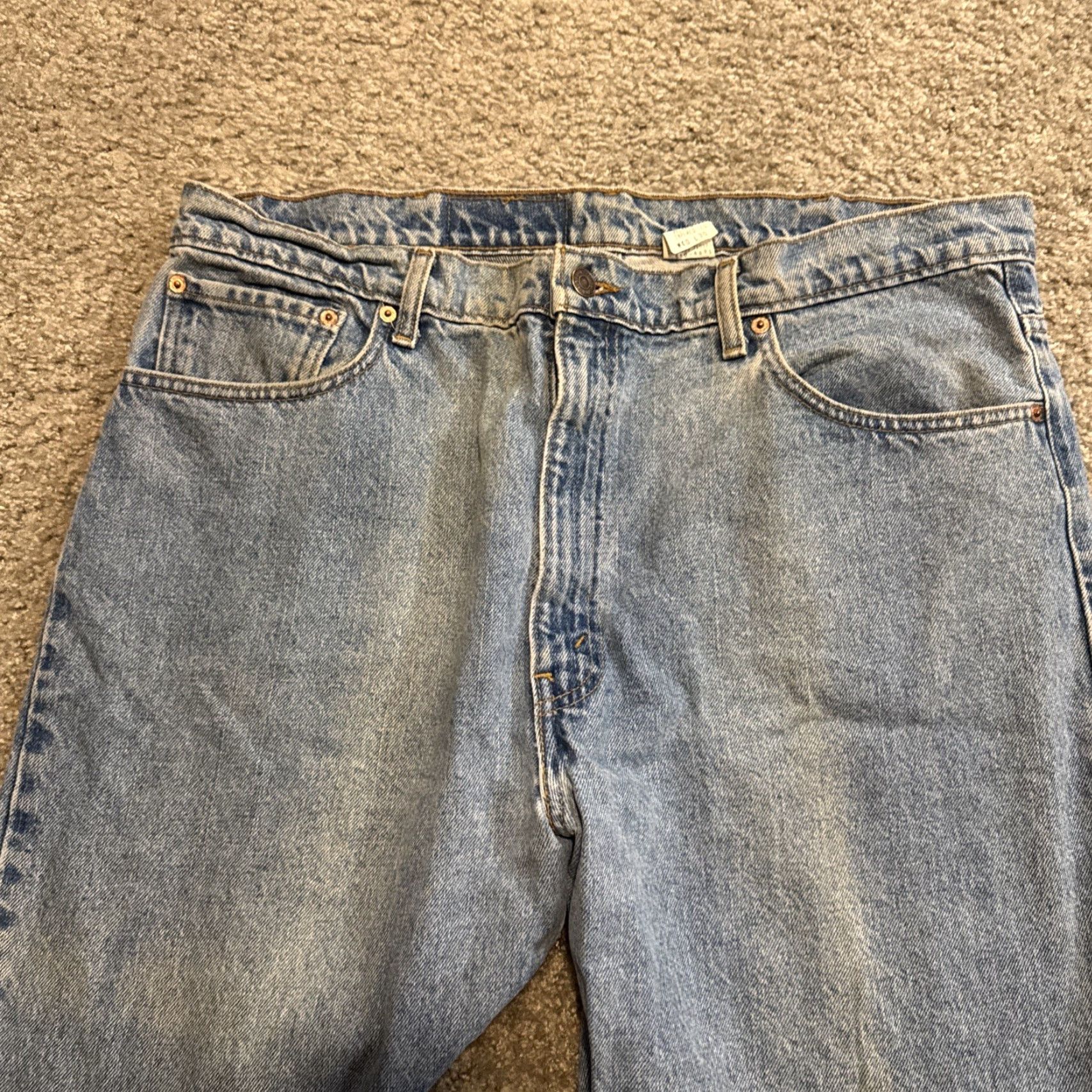 Levi's VINTAGE Levi’s 550 Tapered Jeans Men 40 Light Blue Denim 30 Inseam 90s Relaxed Fit 40x30 Jeans Size US 40 / EU 56 - 7 Thumbnail