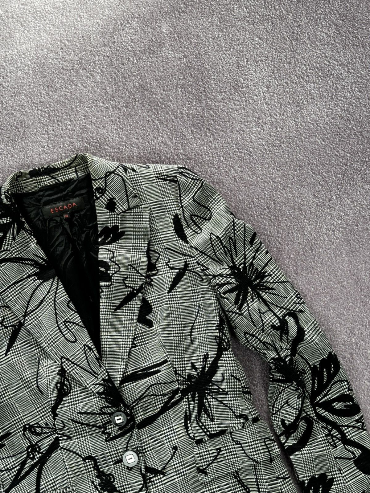 Escada Escada Y2K Luxury Floral Design Blazer Jacket Size XS / US 0-2 / IT 36-38 - 5 Thumbnail