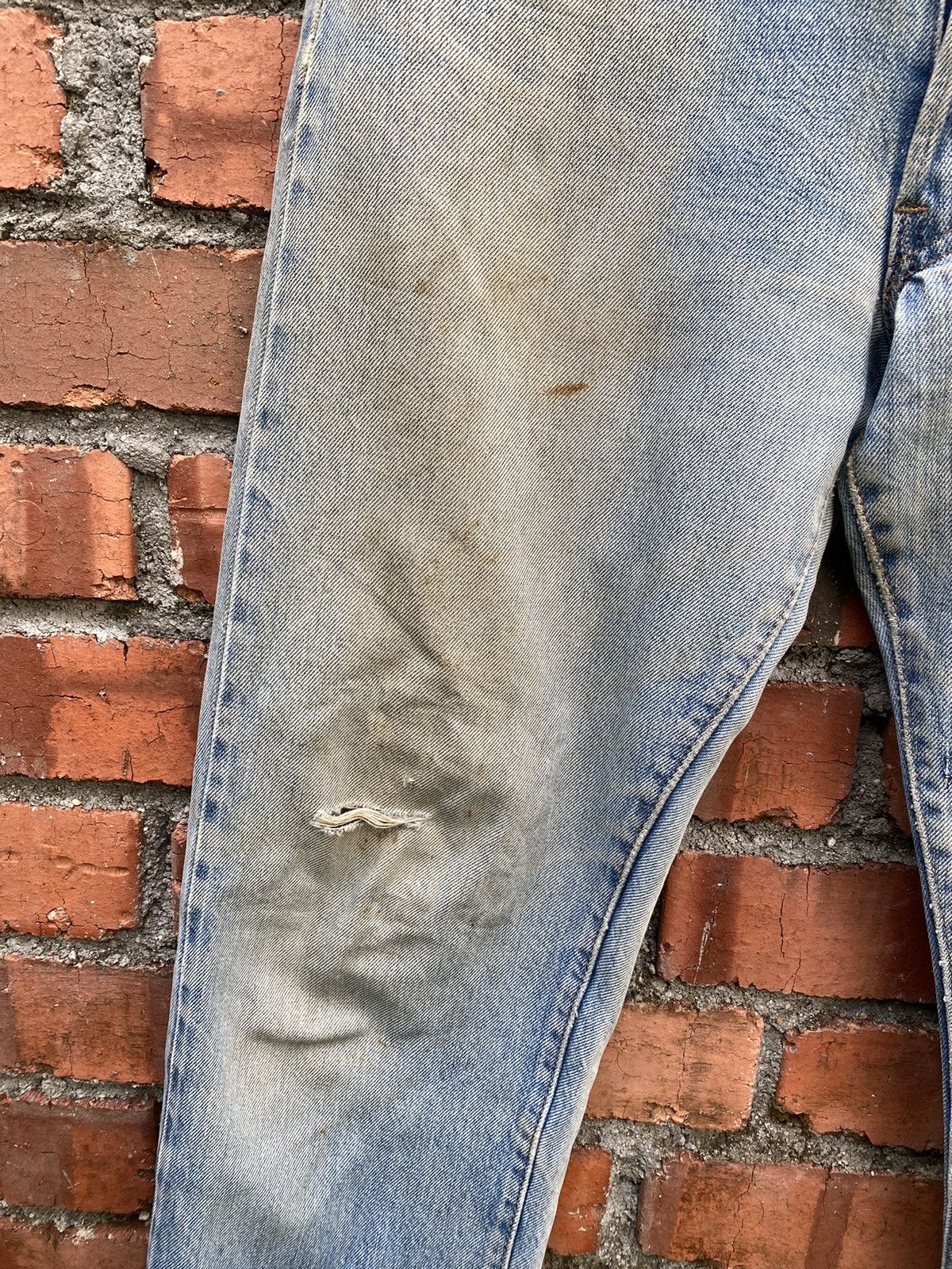 Levi's × Levi's Vintage Clothing × Vintage size 31x32 vintage levi's redline 80s diatressed denime Size US 31 - 5 Thumbnail