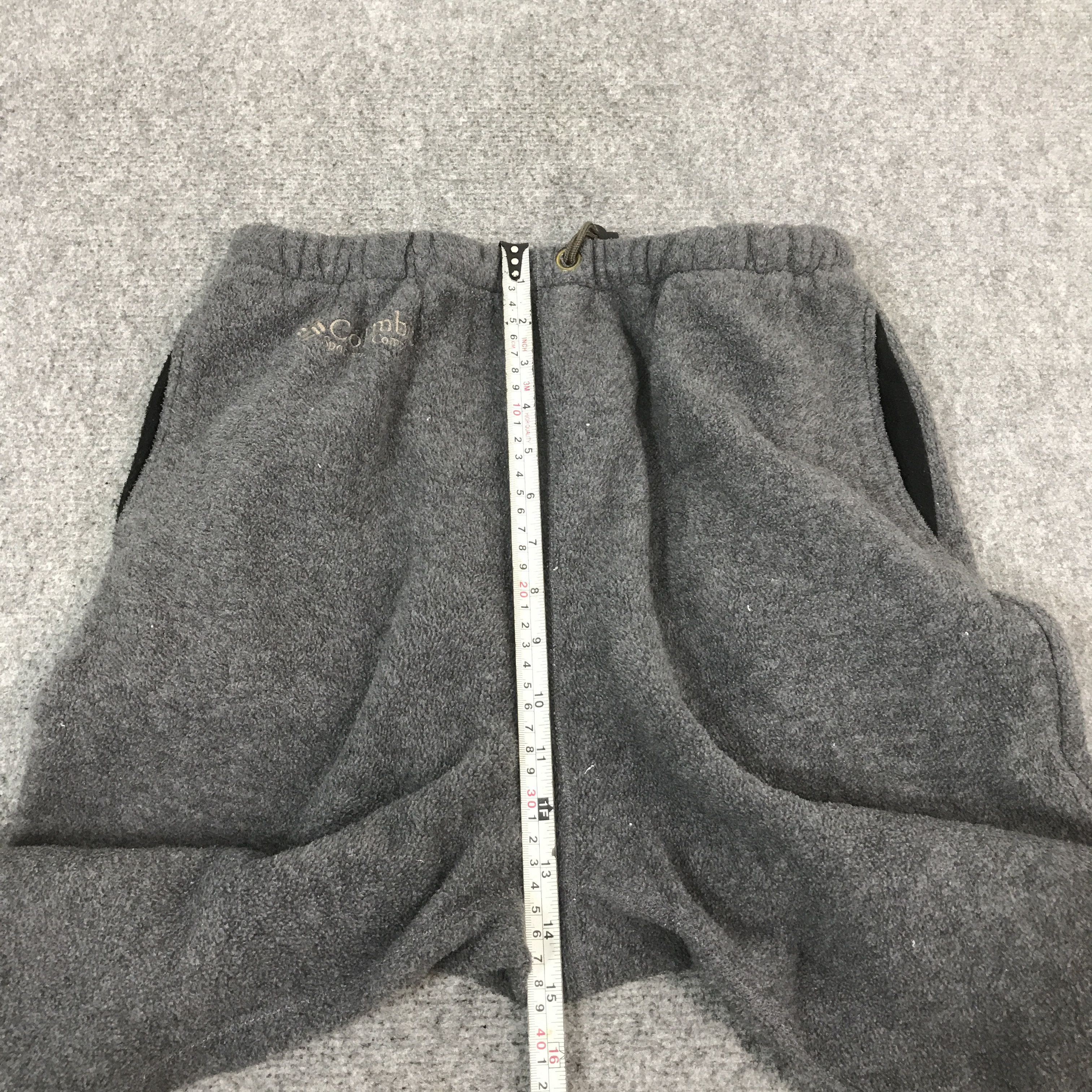 Columbia Vintage Columbia Fleece Sweatpants Size US 29 - 9 Thumbnail