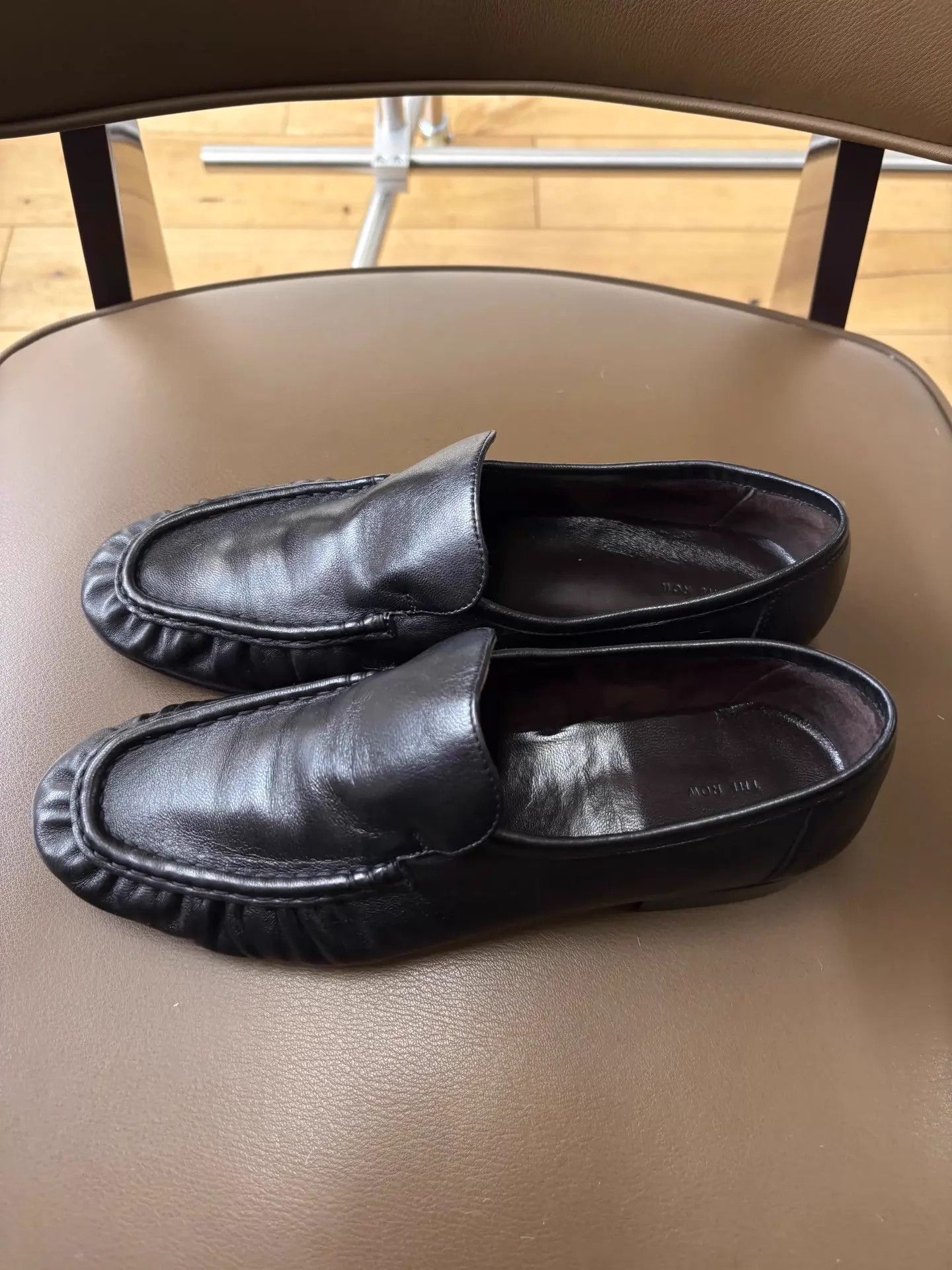 The Row The Row Jenner Black Leather Soft Mocassin Loafer 39 Size US 8.5 / IT 38.5 - 3 Thumbnail