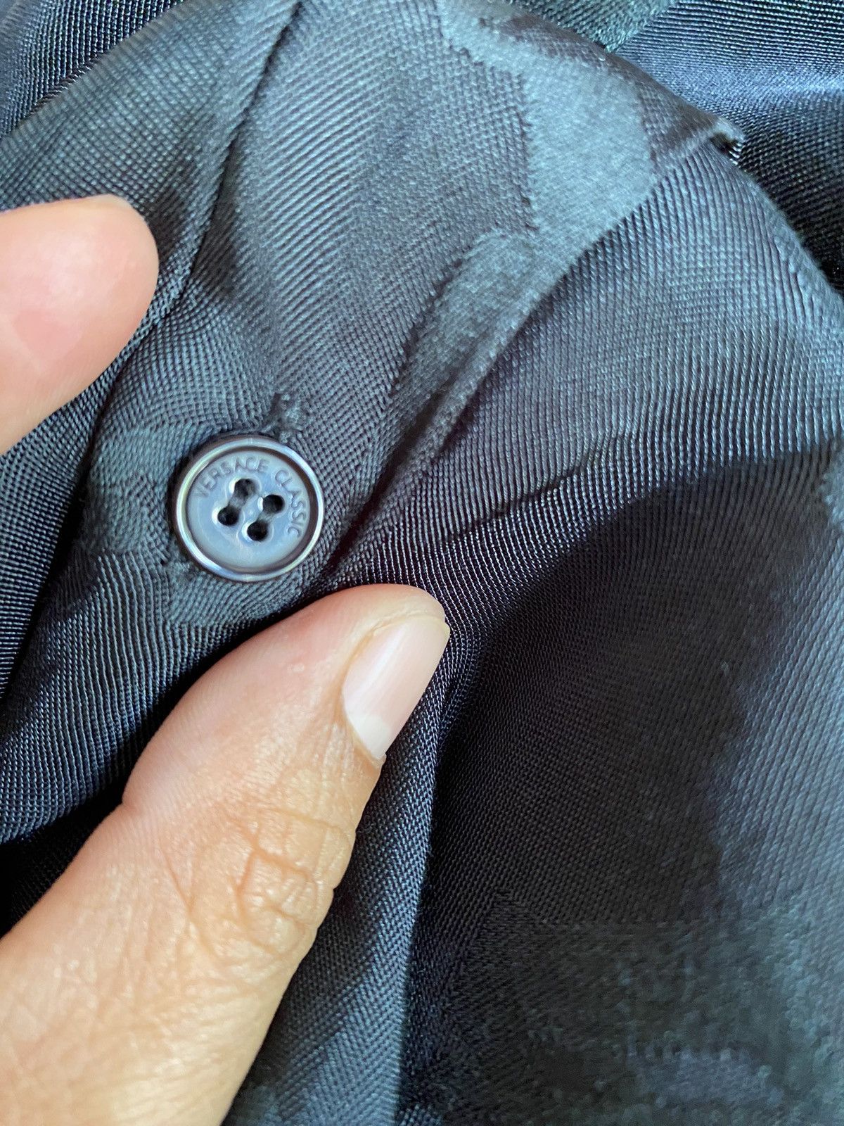 Versace VERSACE CLASSIC Rayon Black Shirt Size M / US 6-8 / IT 42-44 - 13 Thumbnail