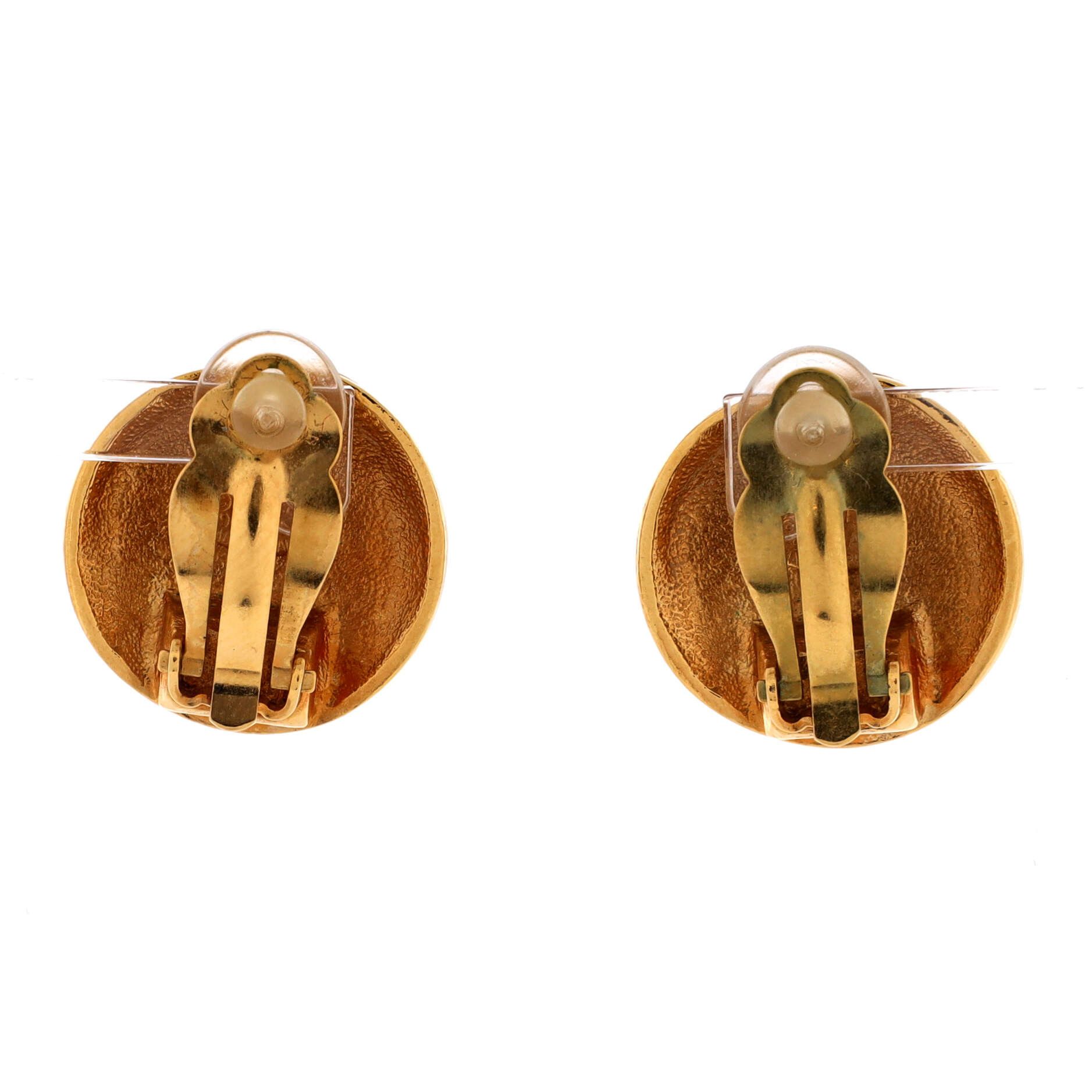 Chanel Vintage CC Round Clip-On Earrings Metal Size ONE SIZE - 1 Thumbnail