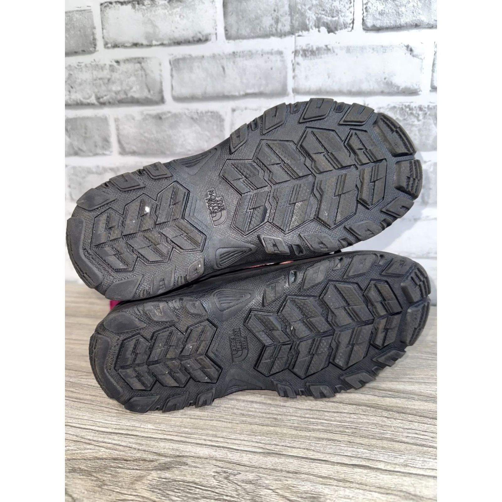 The North Face NORTH FACE Boots Suede Leather Wool LIners Pink Women 6 Snow Boot Leather Outsole Womens Size US 6 / IT 36 - 6 Thumbnail