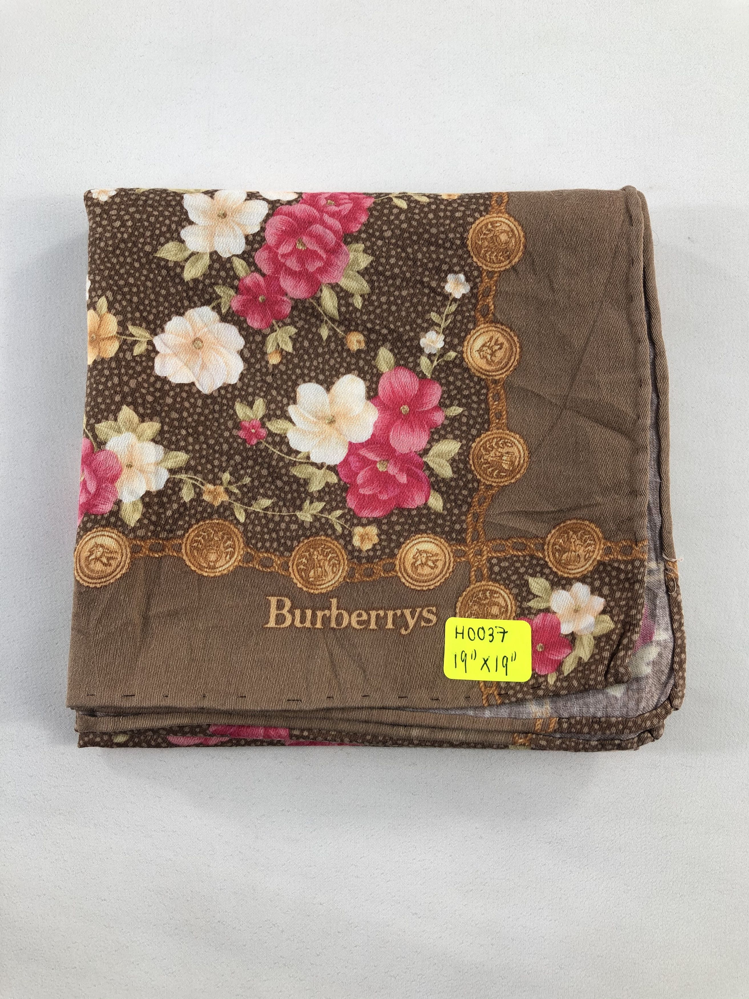 Burberry Burberrys Handkerchief / Bandana / Neckerchief Size ONE SIZE - 4 Thumbnail