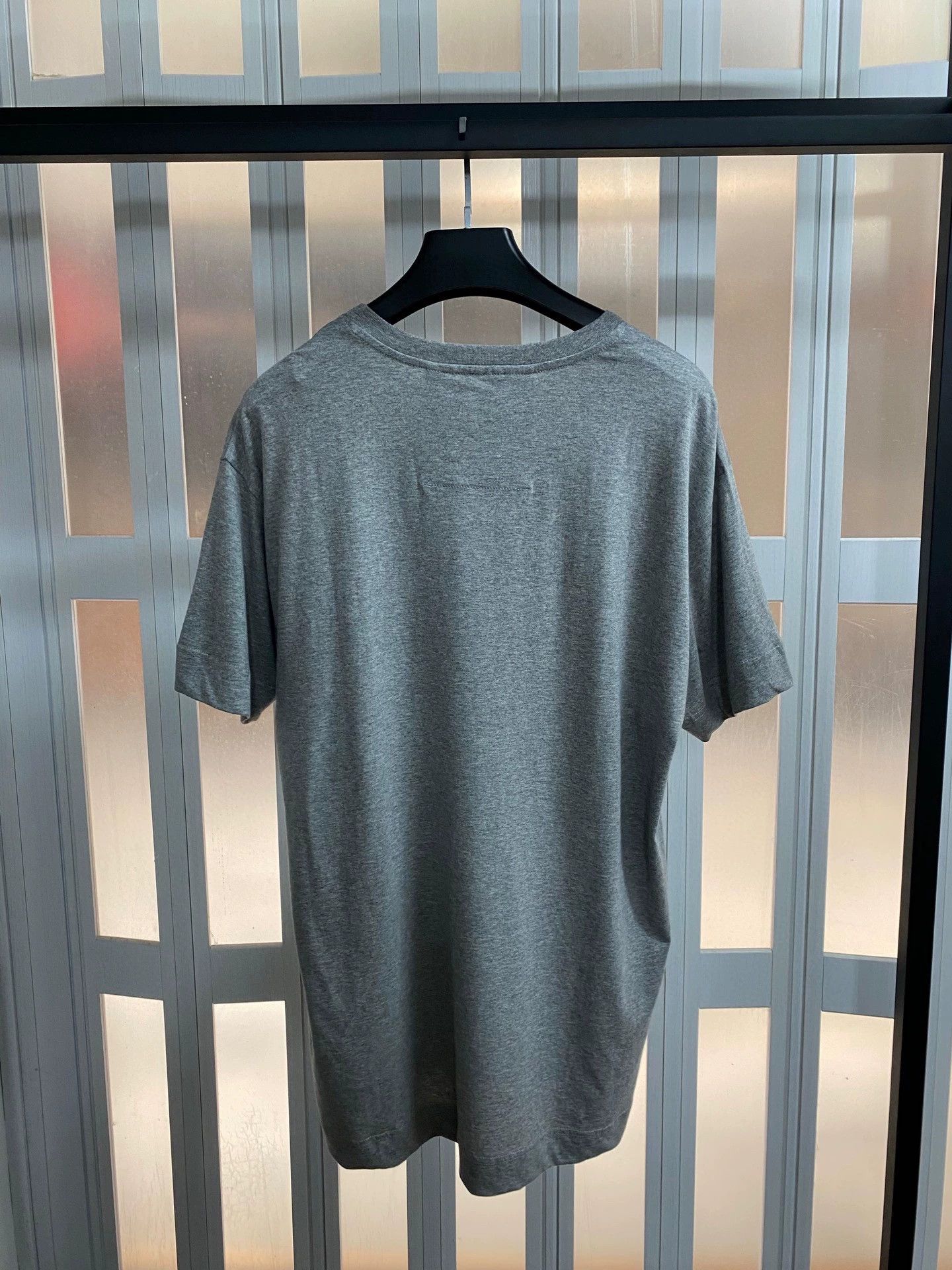 Givenchy givenchy reflective logo short sleeve t-shirt Size US S / EU 44-46 / 1 - 4 Thumbnail