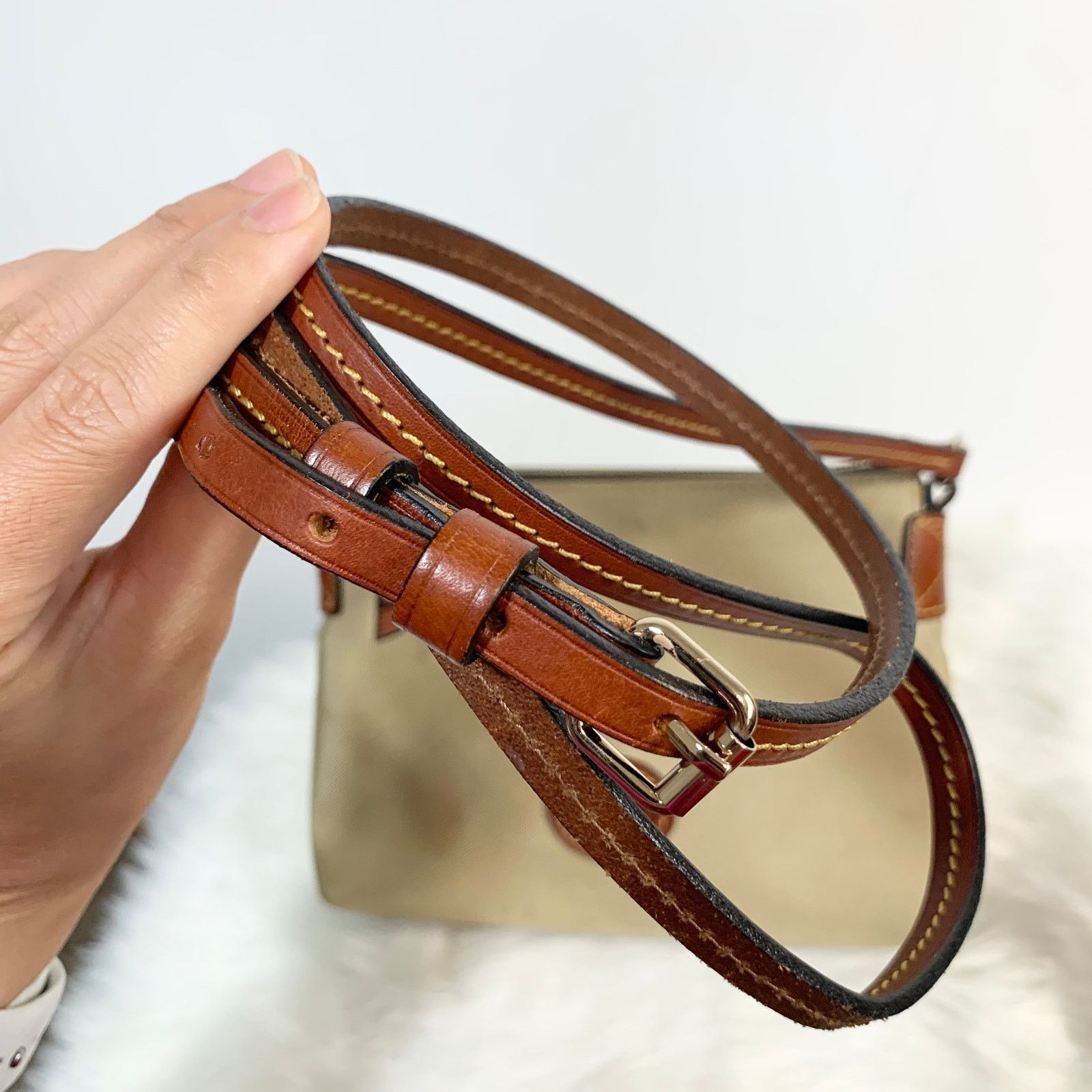 Dooney & Bourke Dooney & Bourke Leather Crossbody Purse Size ONE SIZE - 5 Thumbnail