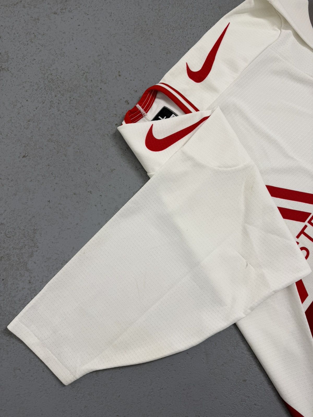 Nike Vintage Nike Austria Hockey NFL Jersey Size US L / EU 52-54 / 3 - 9 Thumbnail