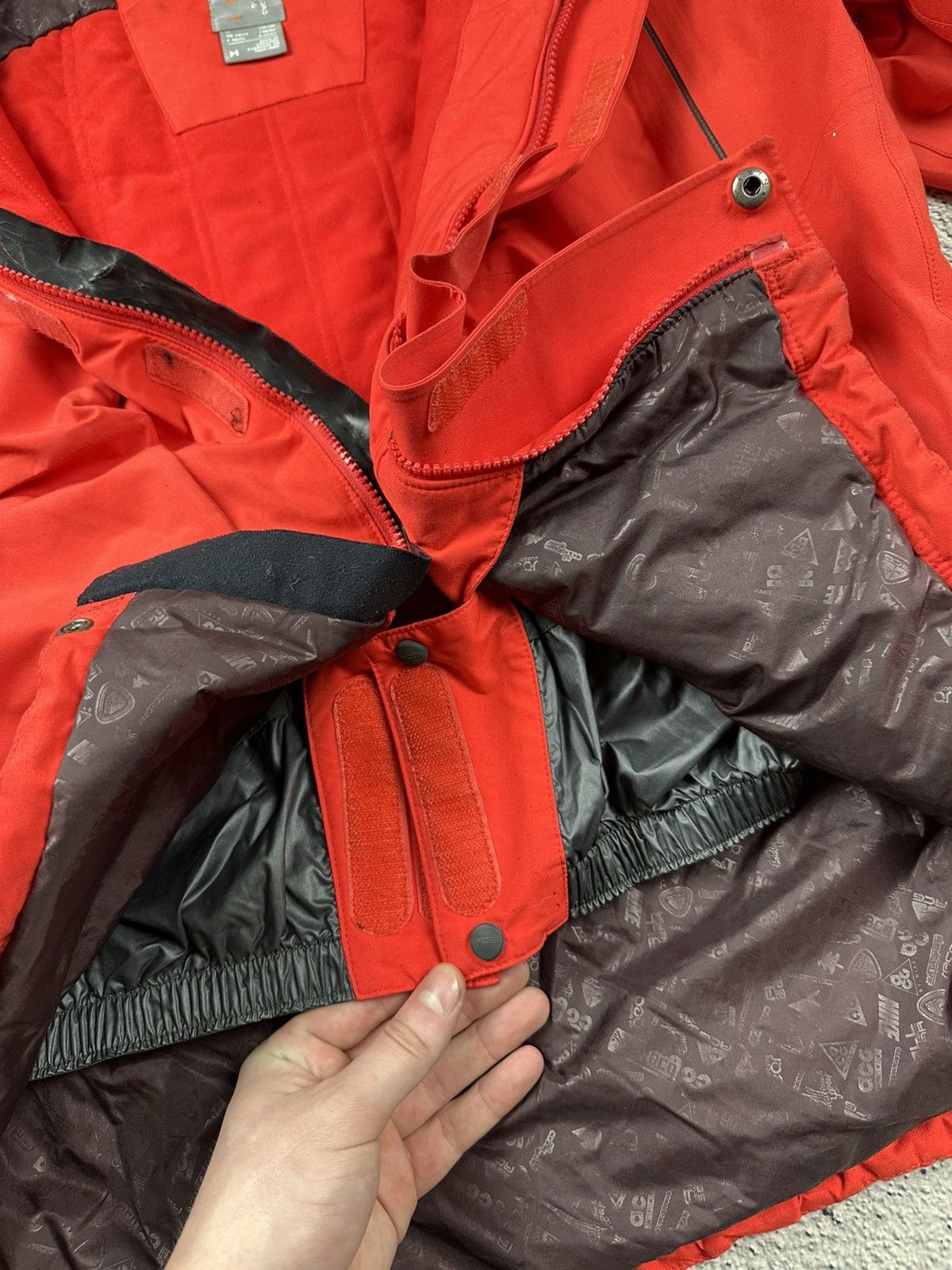 Nike ACG Vintage Nike ACG Jacket Gore-Tex Rain Coat Fur Fuzzy Outdoor Size US M / EU 48-50 / 2 - 17 Thumbnail