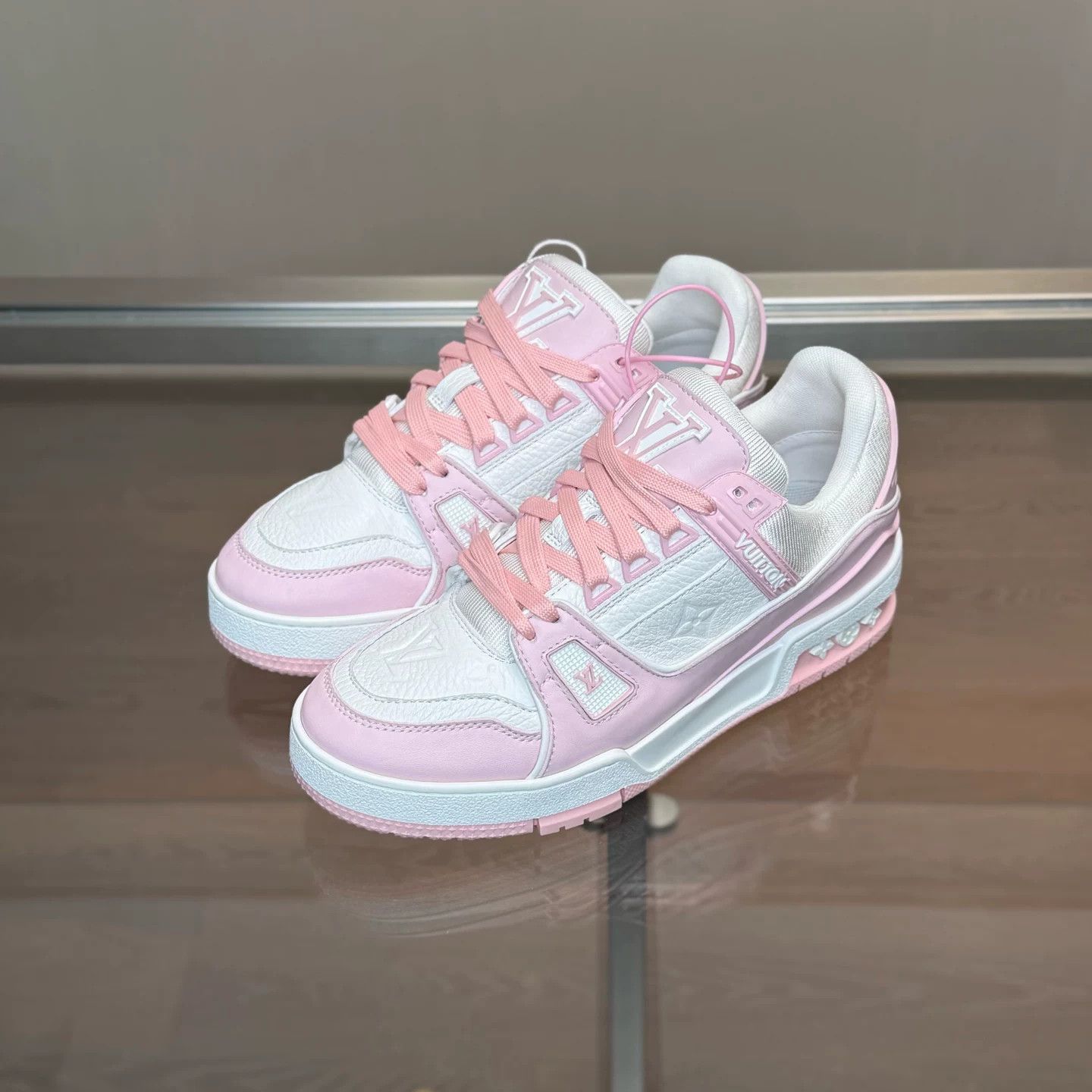 Louis Vuitton Louis Vuitton LV Trainer 25 New Pink White Size US 5.5 / IT 35.5 - 1 Thumbnail