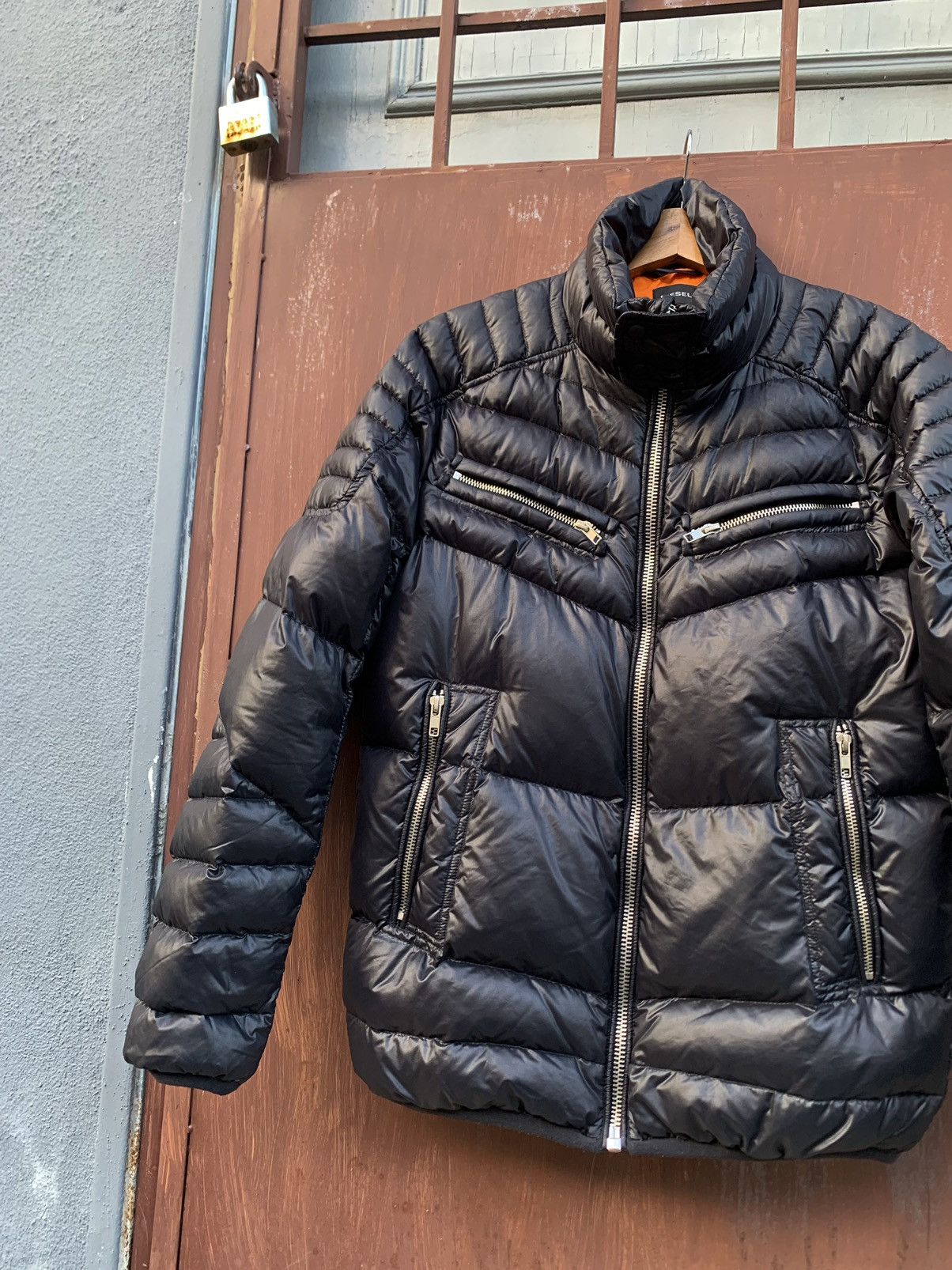 Diesel 🪖Diesel Bubble Puffer All Black Jacket S to M Size US S / EU 44-46 / 1 - 5 Thumbnail
