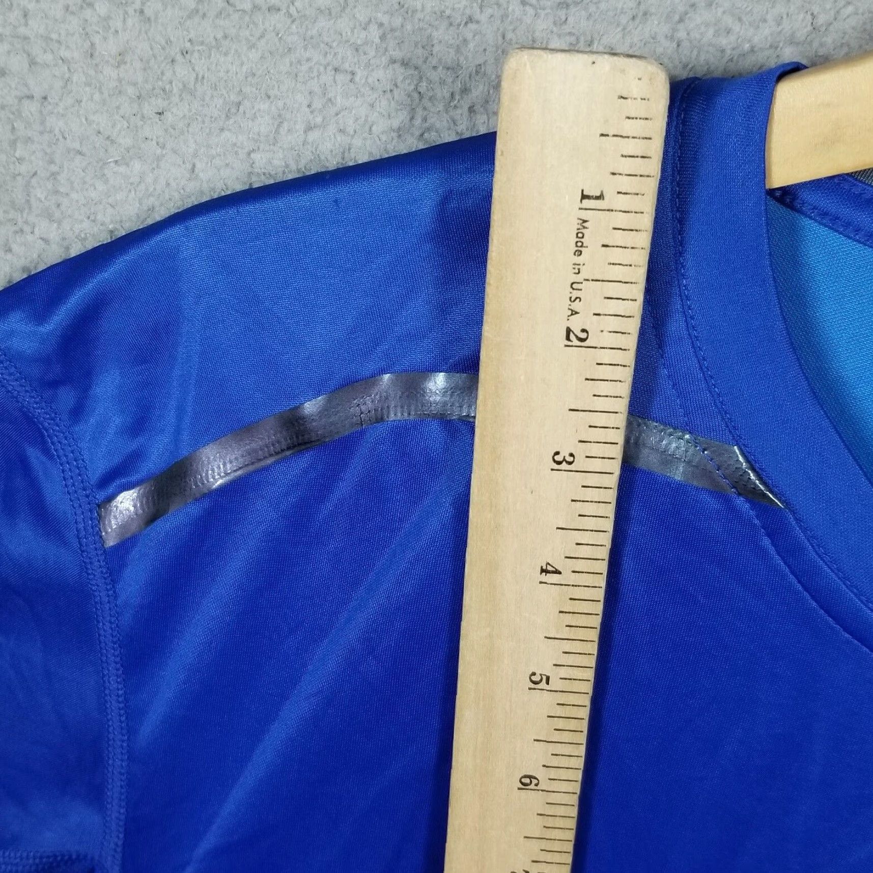 Nike Pro Combat Shirt Mens Large Blue Dri-FIT Compression Athletic 519988-497 Shirt Nike Pro Combat Athletic Dri-FIT Shirt Large Blue Men’s 519988-497