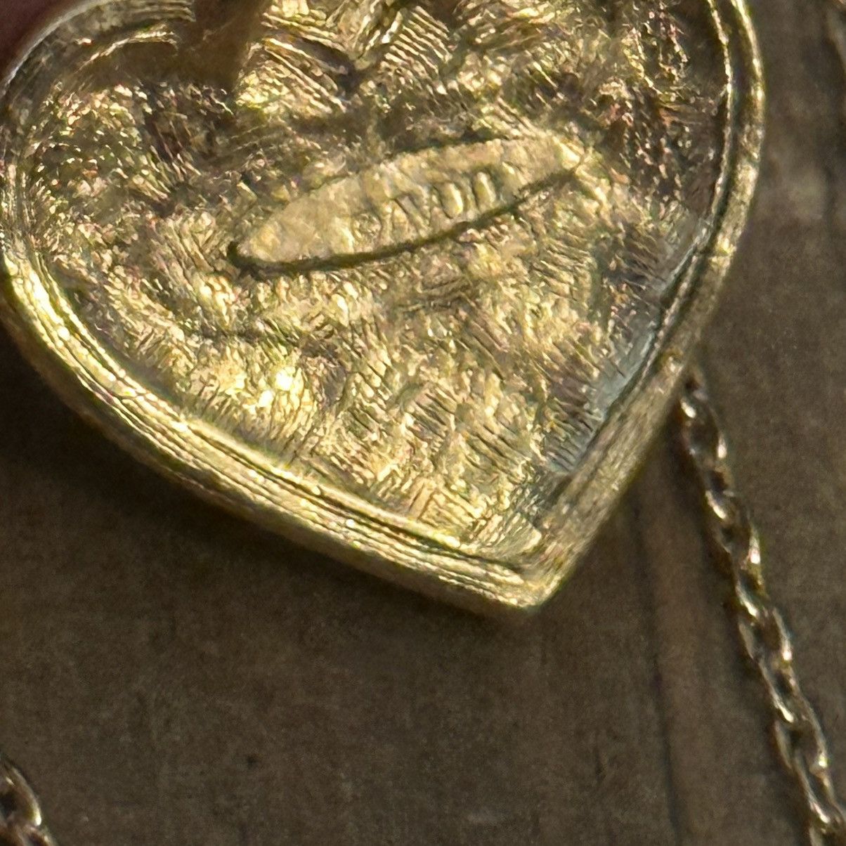 Other Avon gold rhinestones basketweave heart pendant necklace Size ONE SIZE - 5 Thumbnail