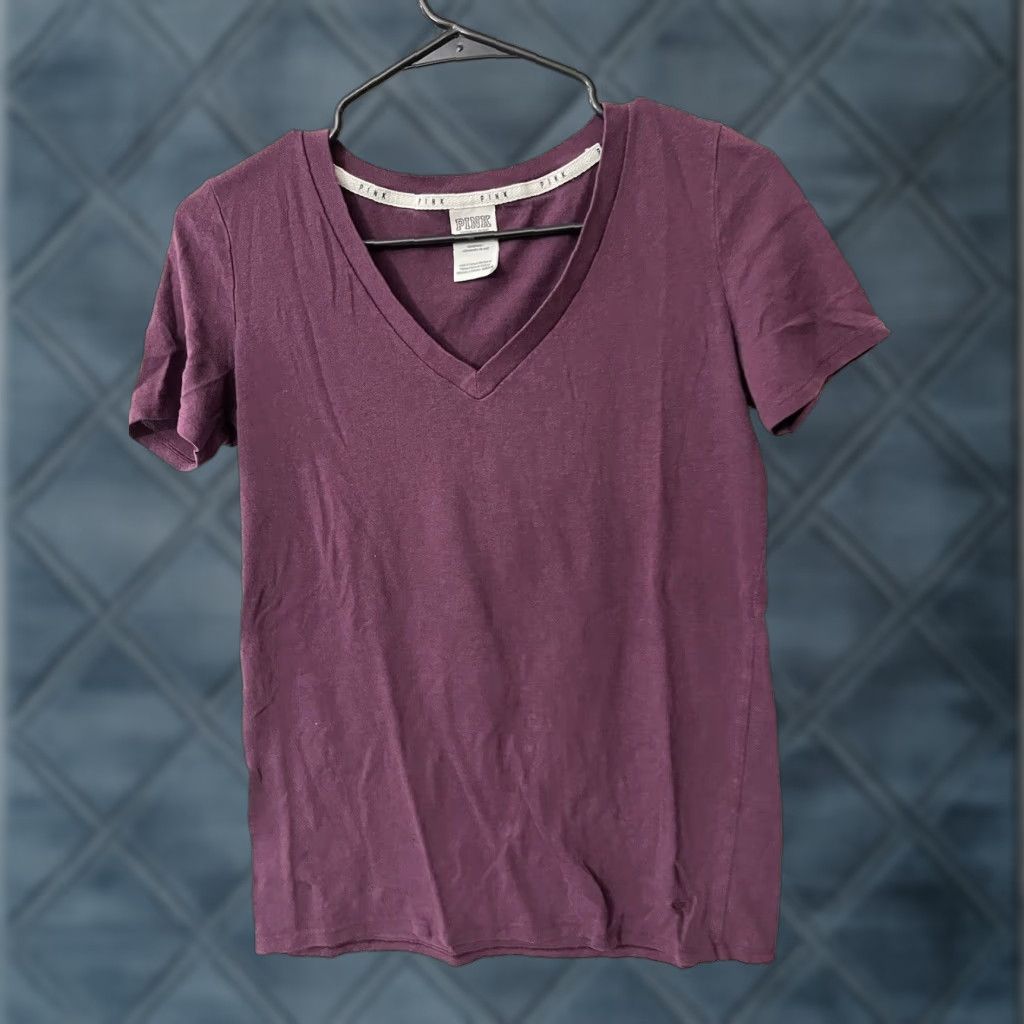 Victoria's Secret Victoria's Secret T-Shirt Adult XS Purple Cotton V-Neck Short Sleeve Solid Pullover Womens Size XS / US 0-2 / IT 36-38 - 1 Thumbnail