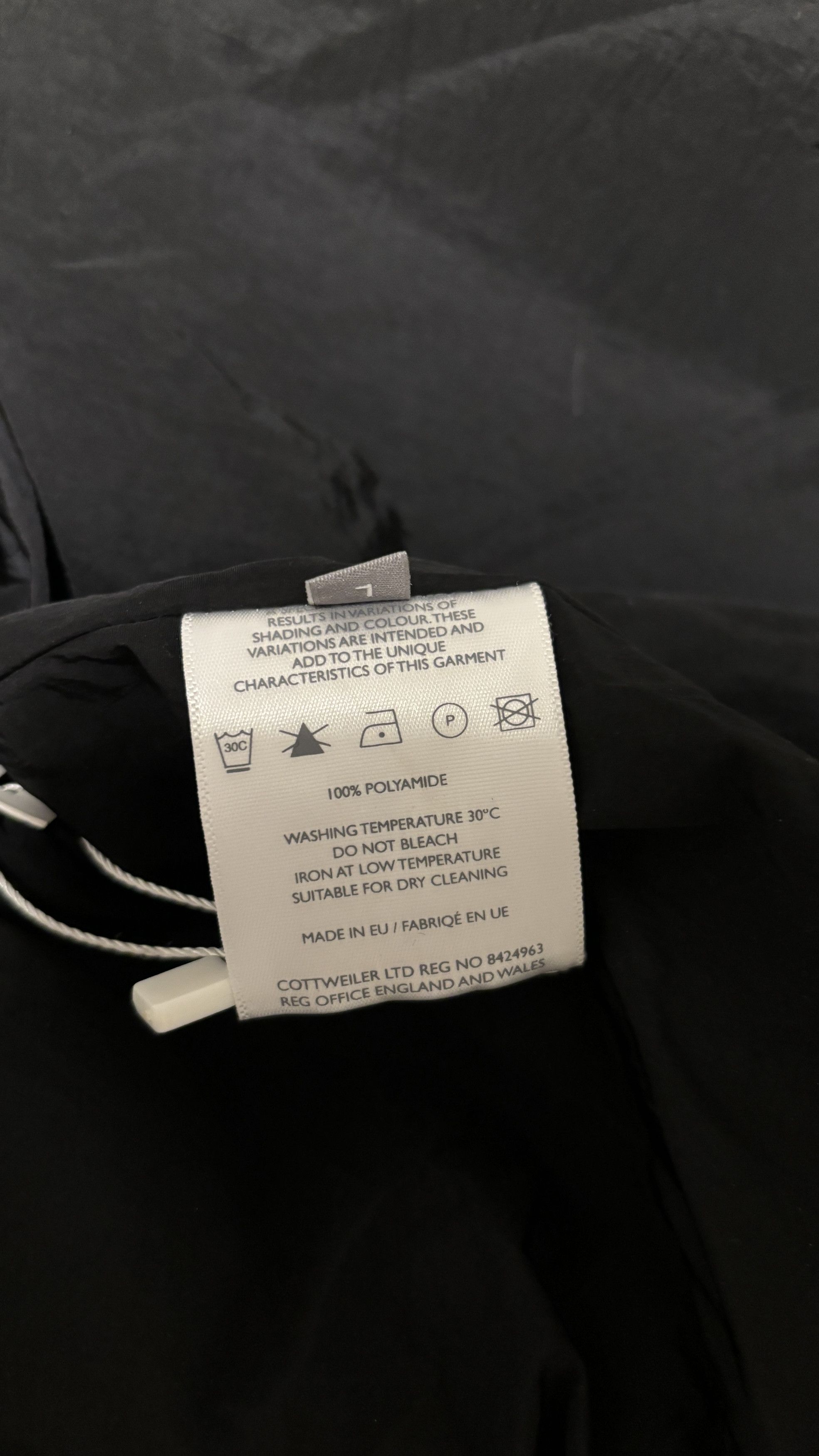 Cottweiler USD$850 BNWT Erosion Puffa Black Bomber Jacket M-L Size US M / EU 48-50 / 2 - 13 Thumbnail