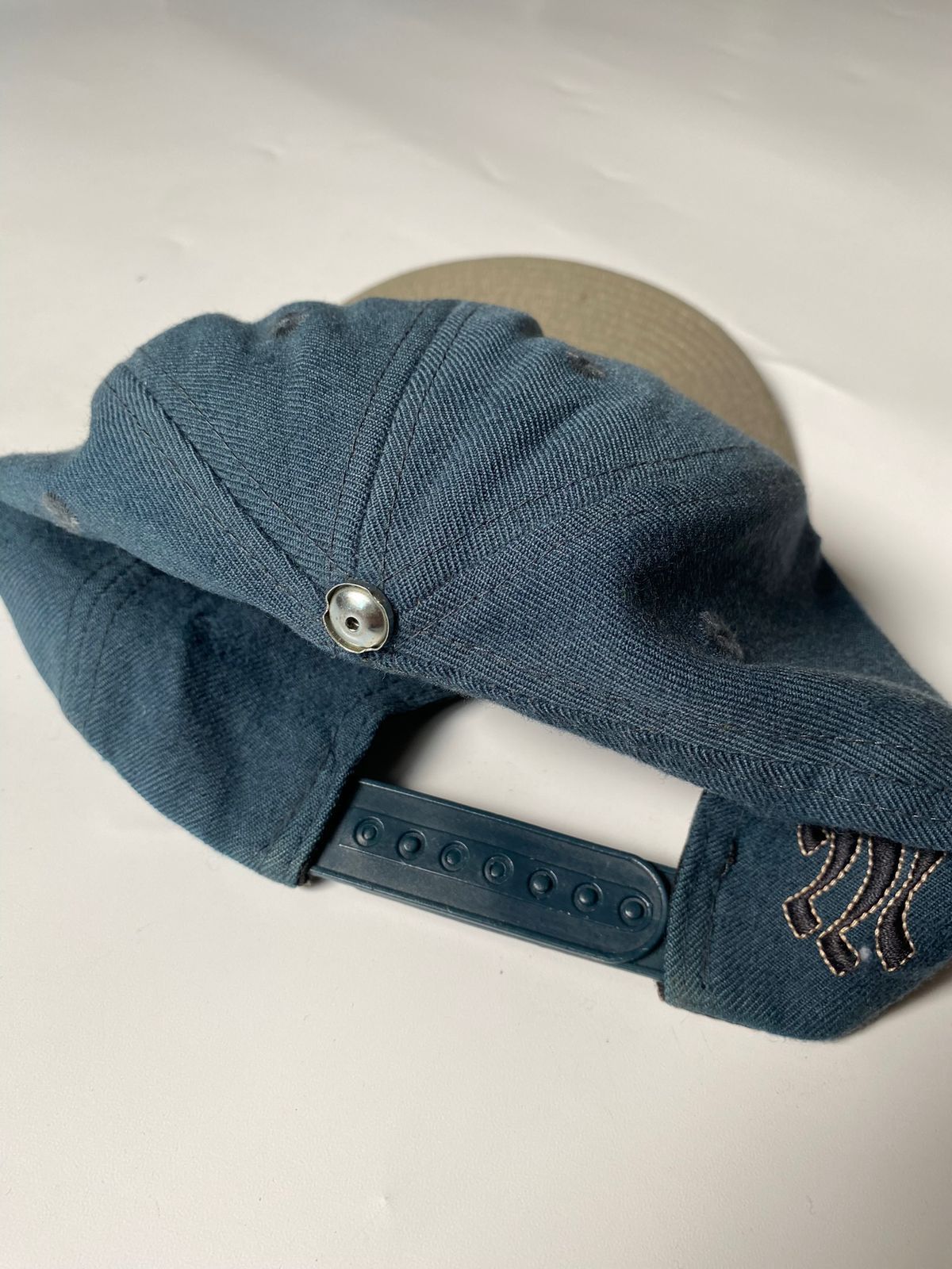 Mossimo Vintage 90's Mossimo Skateboard Hat Two Tone Size ONE SIZE - 2 Thumbnail