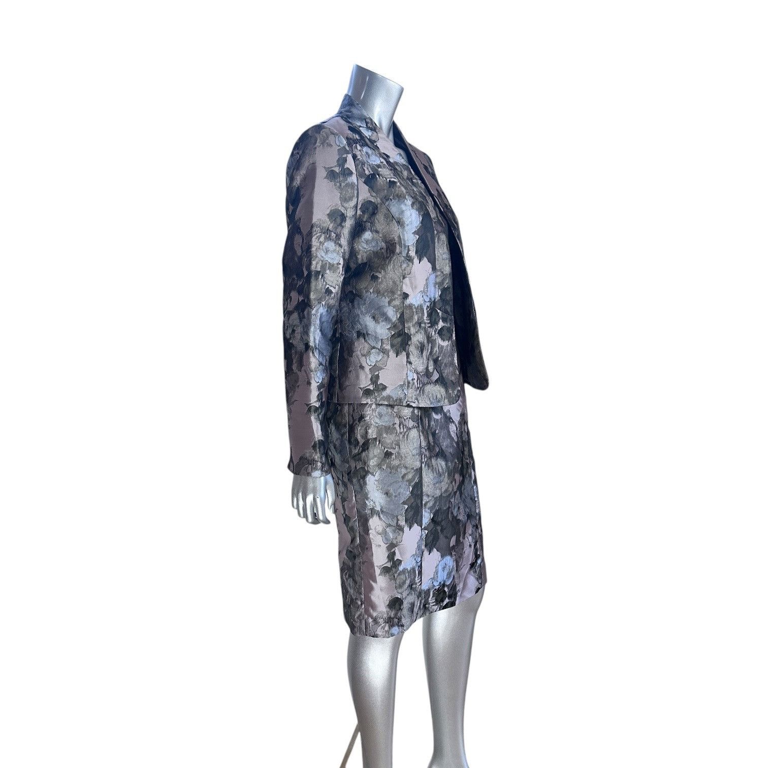 Kasper Kasper Gray & Lavender Floral Brocade Dress & Jacket Set Siz Size M / US 6-8 / IT 42-44 - 4 Thumbnail