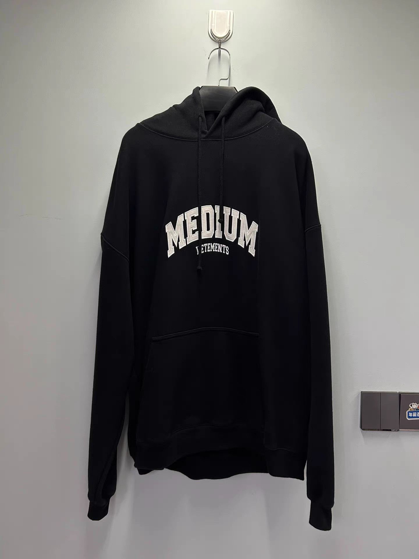 Vetements Vetements 24ss medium logo print sweatshirt Size US XS / EU 42 / 0 - 1 Thumbnail