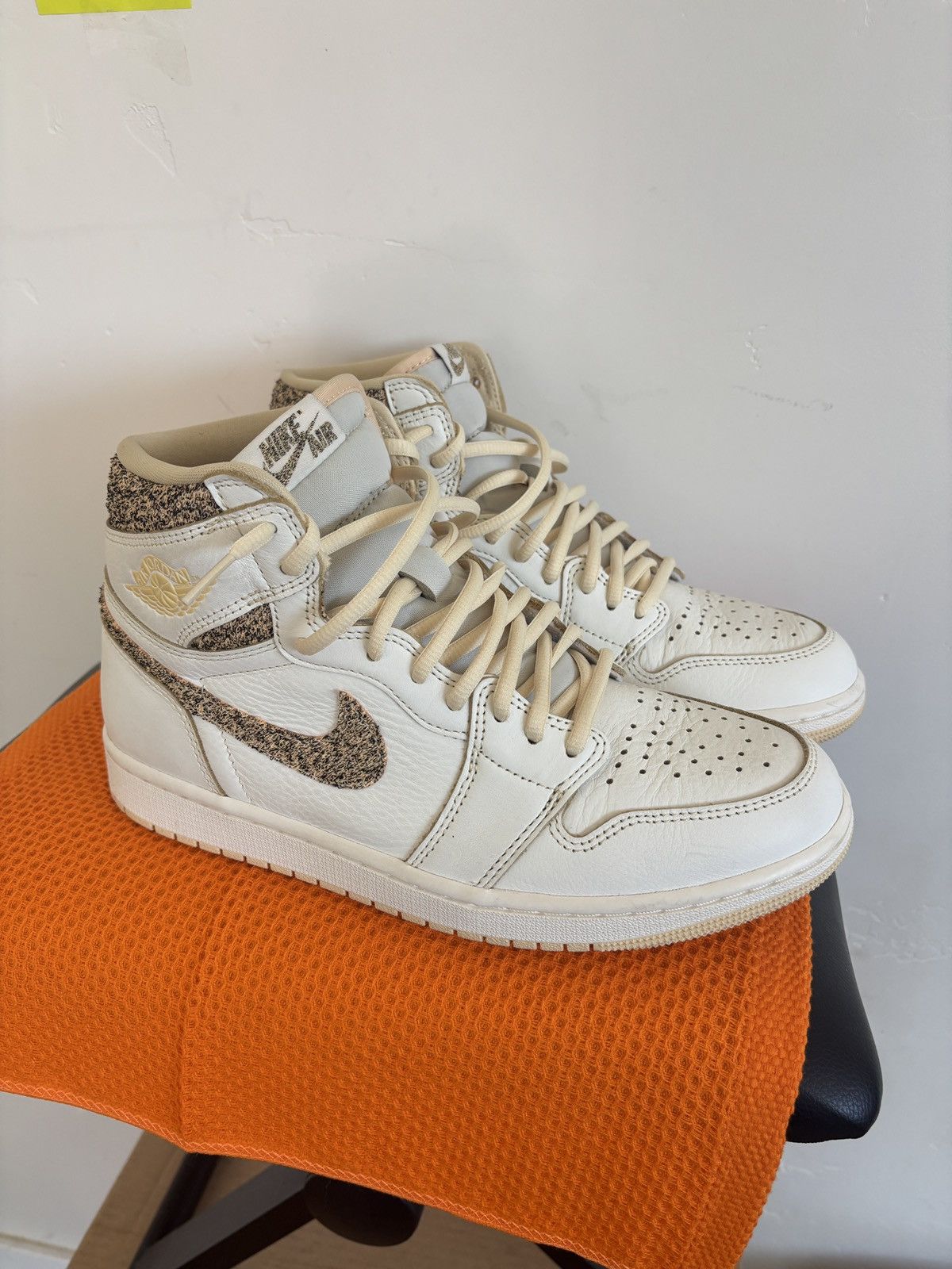Jordan Brand Jordan 1 High Craft Naija Size US 9 / EU 42 - 1 Thumbnail