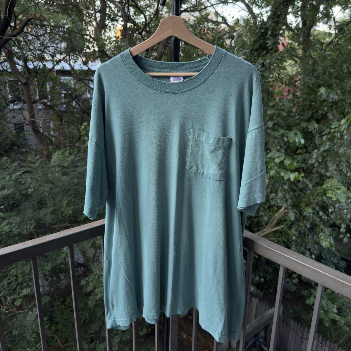 Vintage Thrashed Distressed Faded Teal Single Stitch Tee ERD Grunge Size US XXL / EU 58 / 5 - 1 Thumbnail