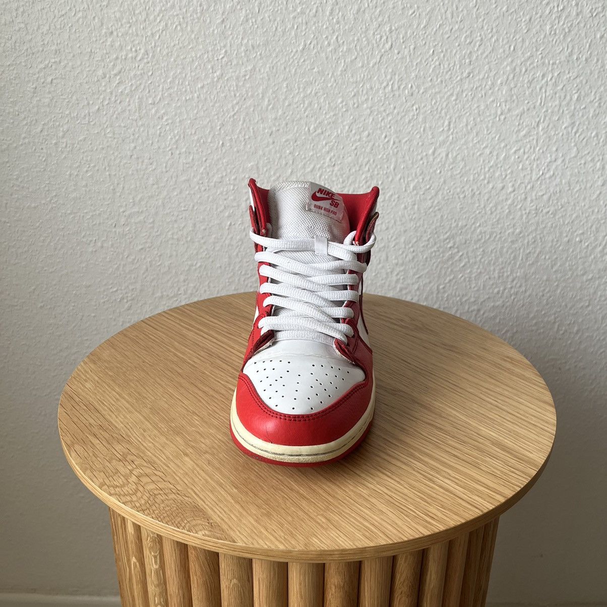 Nike Nike SB Dunk High "Future Court Red" Size US 10 / EU 43 - 11 Thumbnail