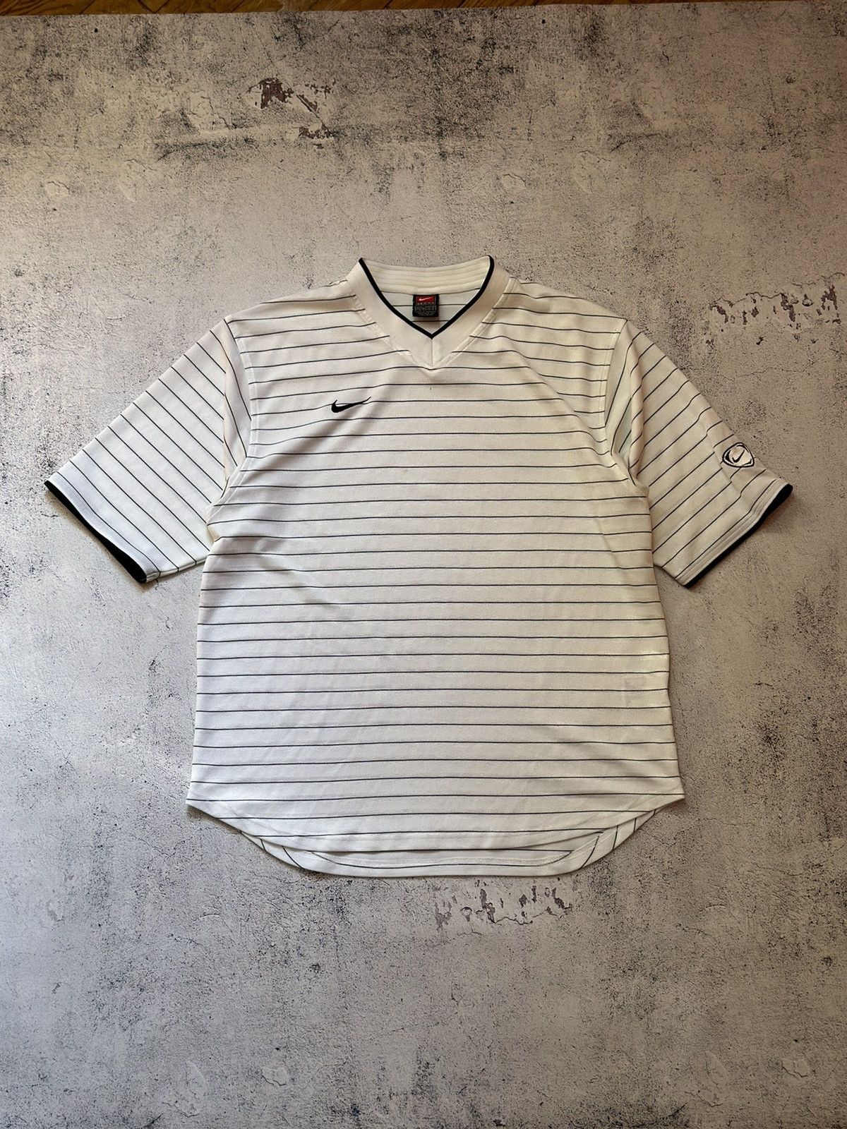 Nike × Vintage Vintage Nike Team Striped Jersey T Shirts 00s Size US L / EU 52-54 / 3 - 2 Thumbnail