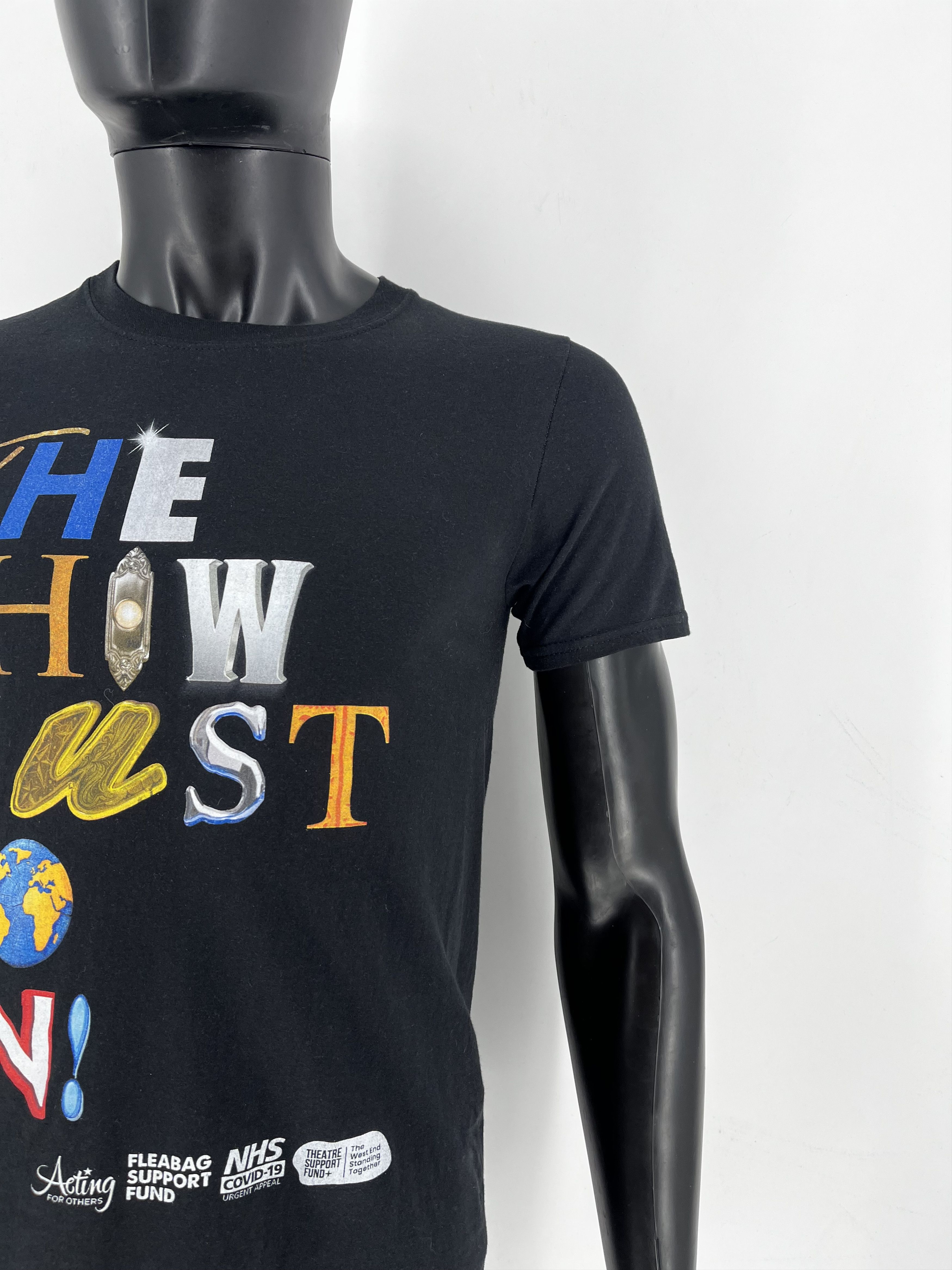 Band Tees Vintage streetwear band rock The show must go on t-shirt Size US S / EU 44-46 / 1 - 8 Thumbnail