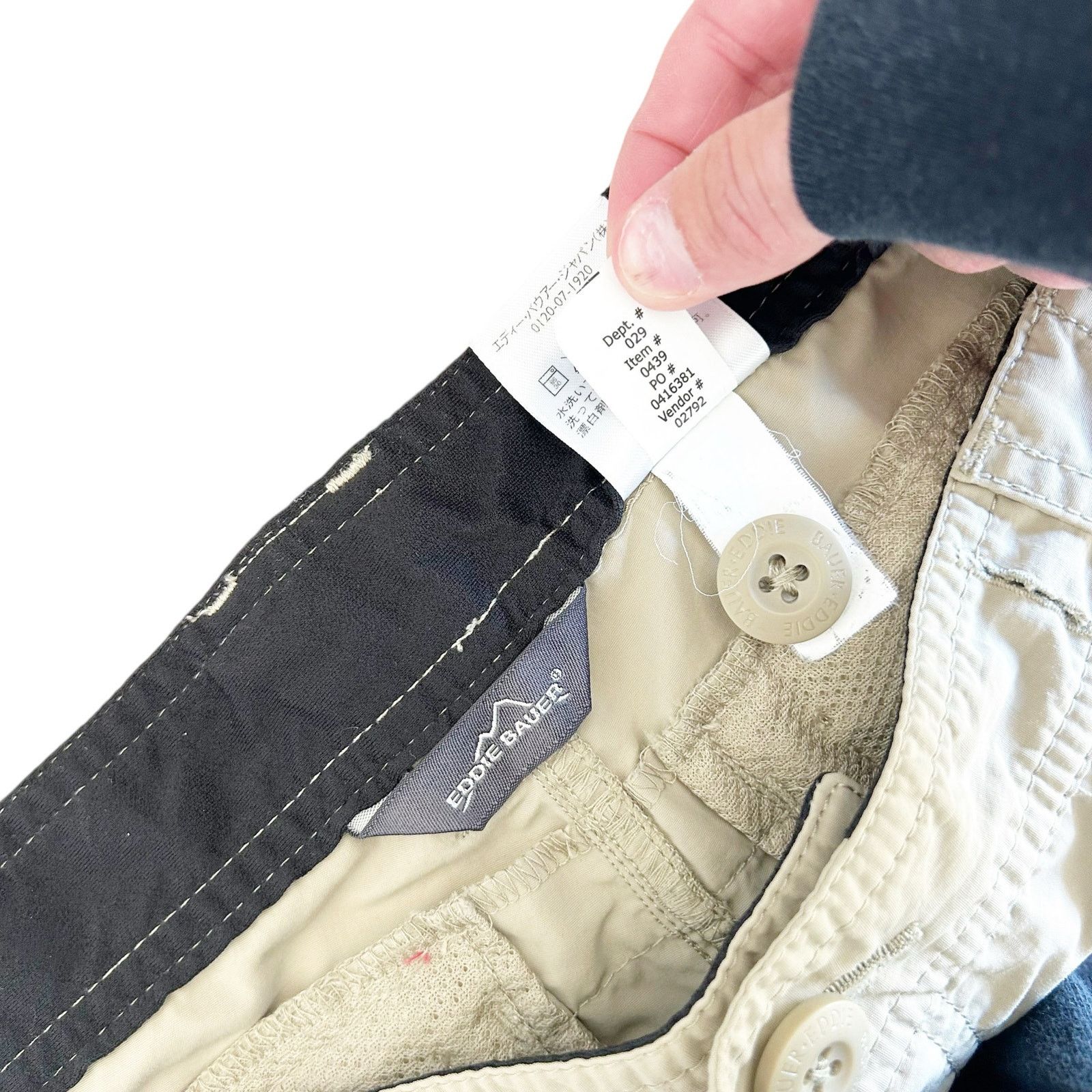 Eddie Bauer Eddie Bauer Tan Zip Off Hiking Pants Sz L Size US 34 / EU 50 - 4 Thumbnail
