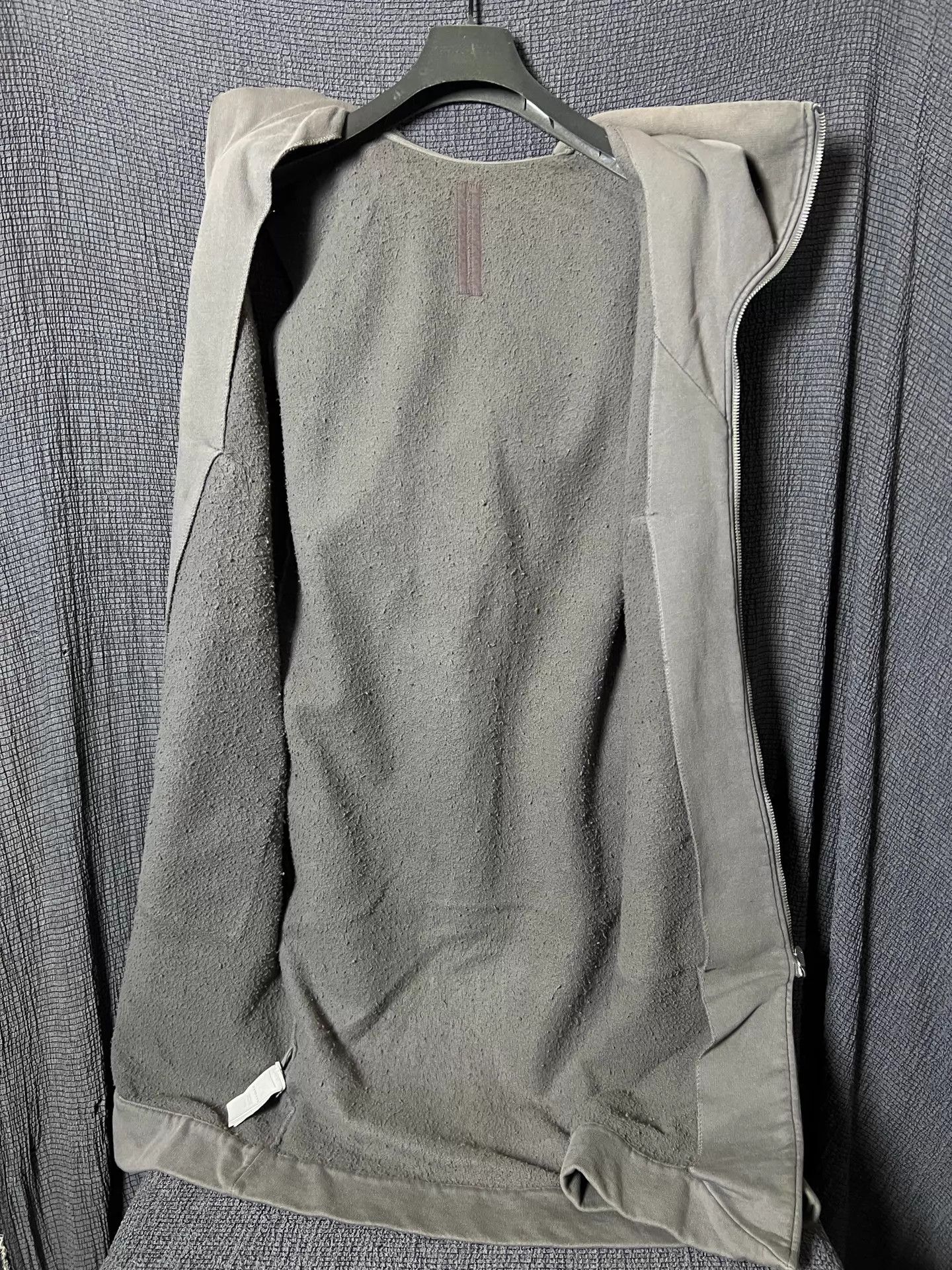 Rick Owens Rick Owens 13FW zipped hooded sleeveless long cape S Size US S / EU 44-46 / 1 - 3 Thumbnail