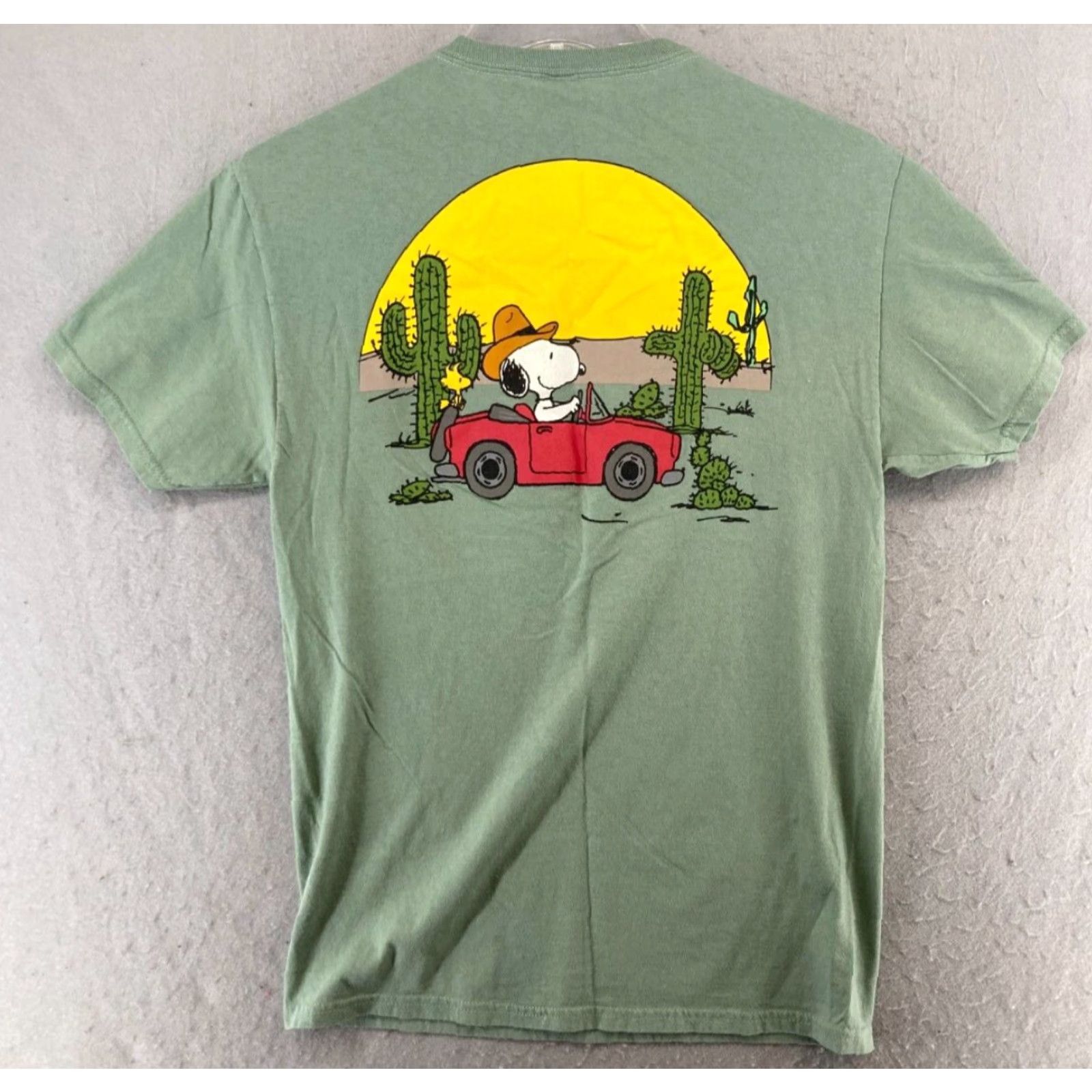Peanuts Peanuts Graphic Print T-Shirt Women's Small Green Cowboy Snoopy Cap Sleeve Size S / US 4 / IT 40 - 6 Thumbnail
