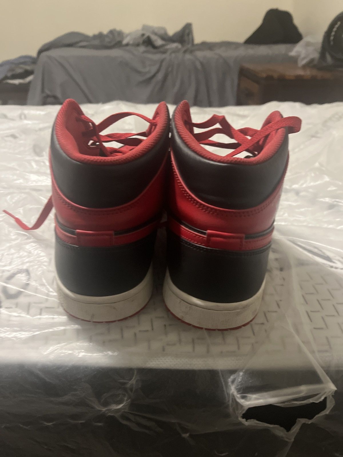 Jordan Brand Air jordan 1 mid Alternate bred Size US 11.5 / EU 44-45 - 4 Thumbnail