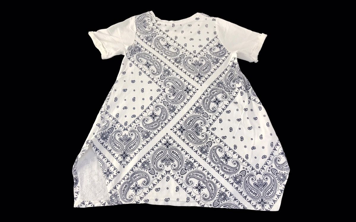 Japanese Brand Vintage Japanese Brand Paisley Printed Tee Girl Youth Wear Size S / US 4 / IT 40 - 2 Thumbnail