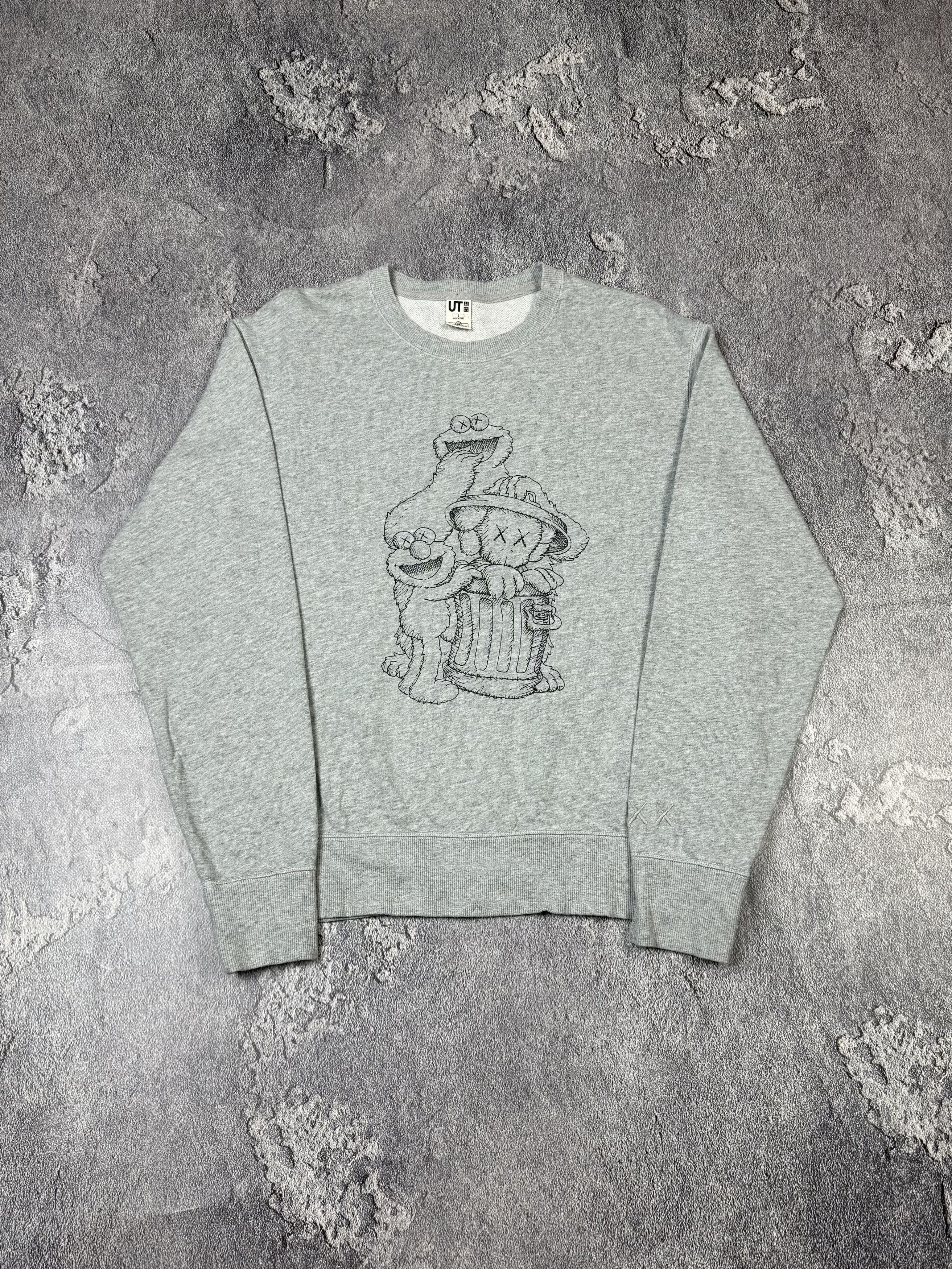 Kaws × Uniqlo Uniqlo x Kaws x Sesame Street Graphic Sweatshirt Size S Size US S / EU 44-46 / 1 - 1 Thumbnail