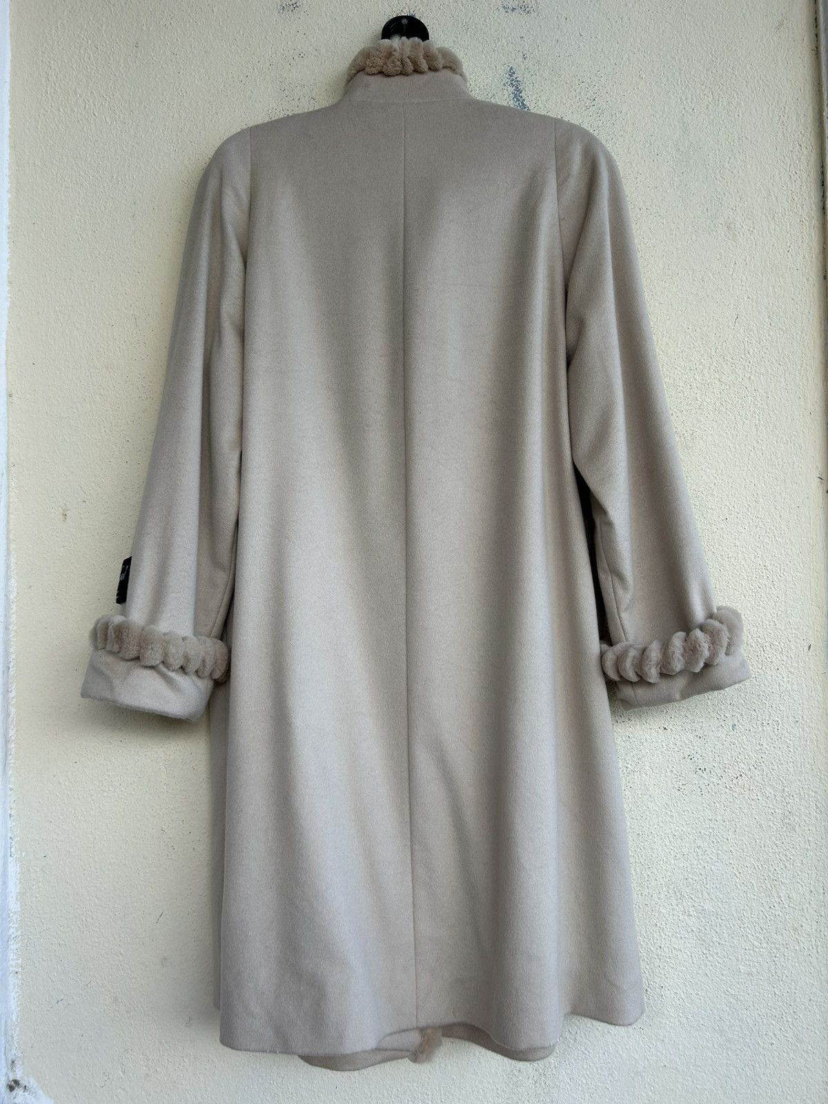Balmain Balmain Fur-effect Collar and Cuffs Coat Size ONE SIZE - 2 Thumbnail