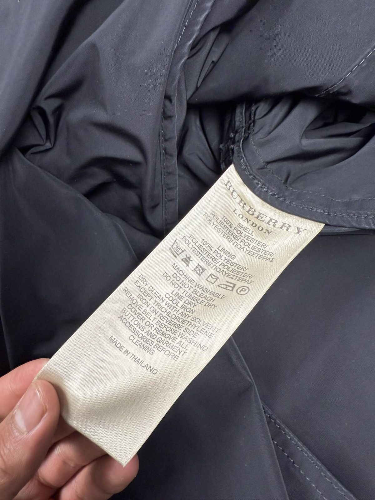 Burberry Burberry trench coat kensington iconic black model novacheck Size US L / EU 52-54 / 3 - 9 Thumbnail