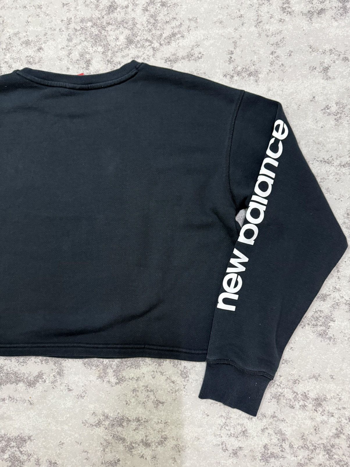 New Balance New Balance Big Logo Cropped Sweatshirt Size M / US 6-8 / IT 42-44 - 13 Thumbnail