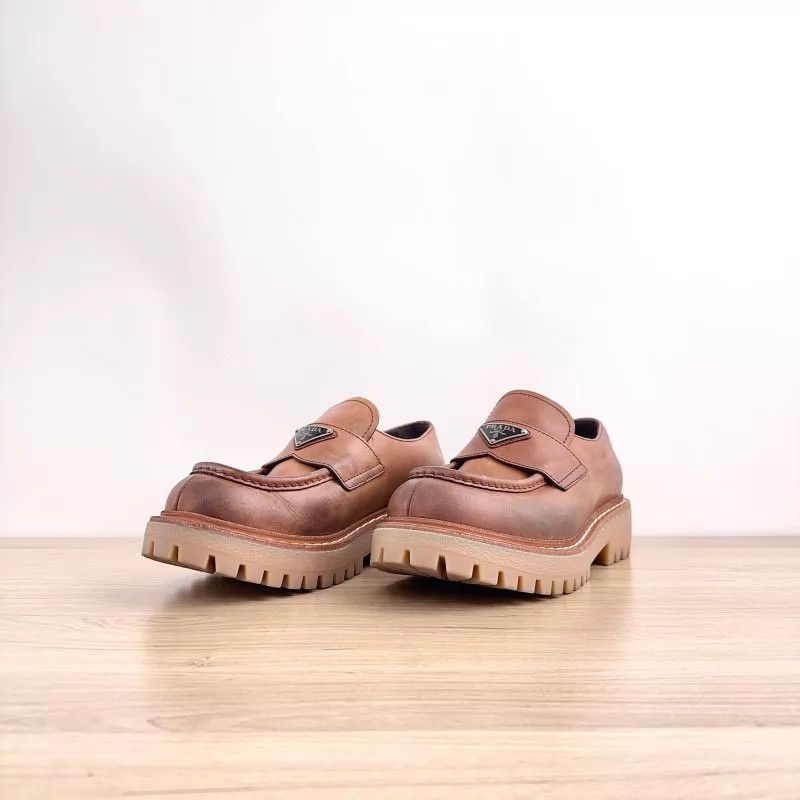 Prada PRADA shoes US 6.5 Size US 6.5 / EU 39-40 - 1 Thumbnail