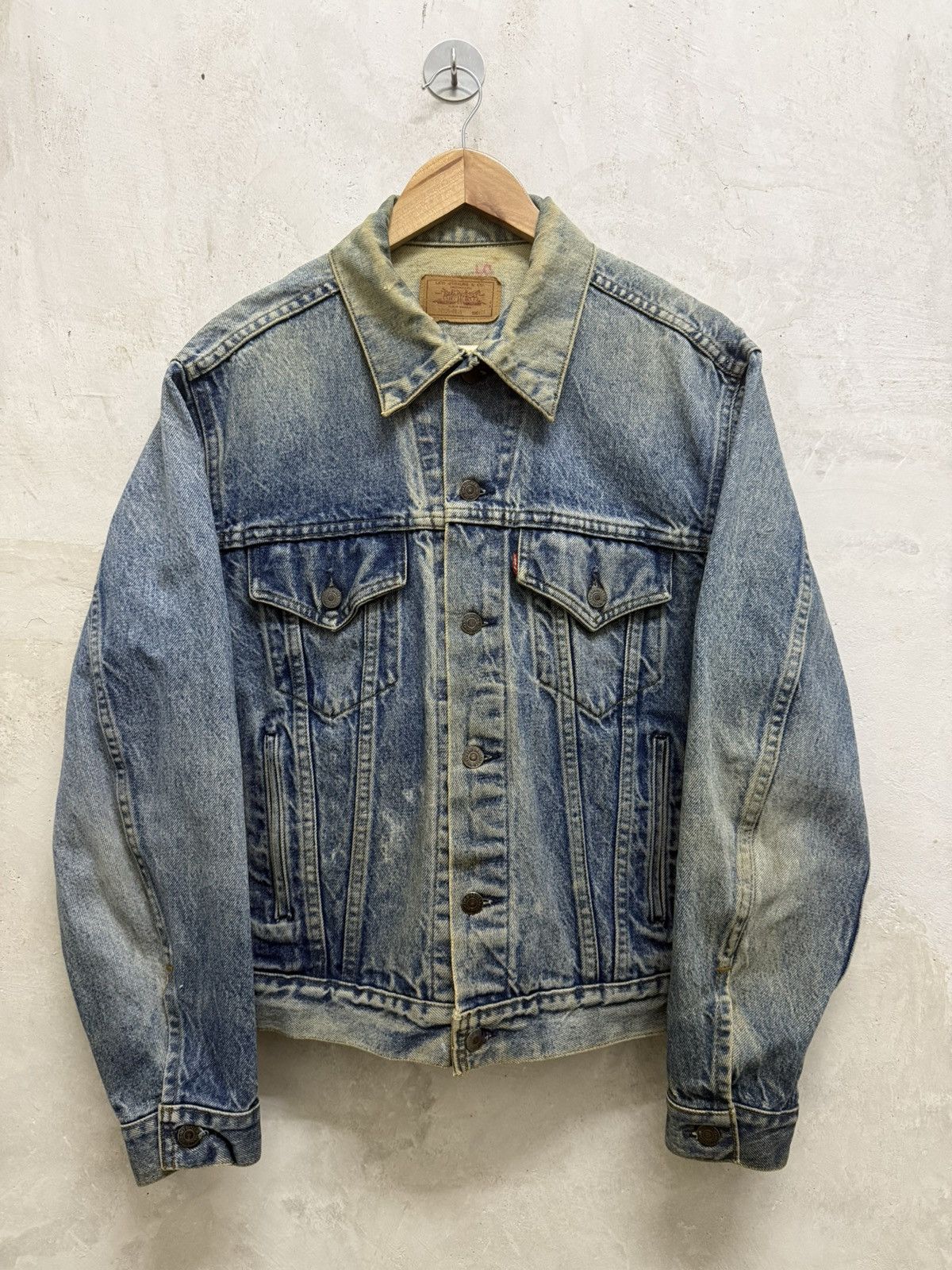 Levi's Vintage Levis Men’s 70506-0216 Denim Trucker Jacket Size US S / EU 44-46 / 1 - 2 Thumbnail