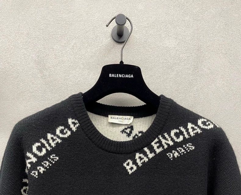 Balenciaga Balenciaga size 38 Black bullet screen sweater with full lo Size US M / EU 48-50 / 2 - 3 Thumbnail