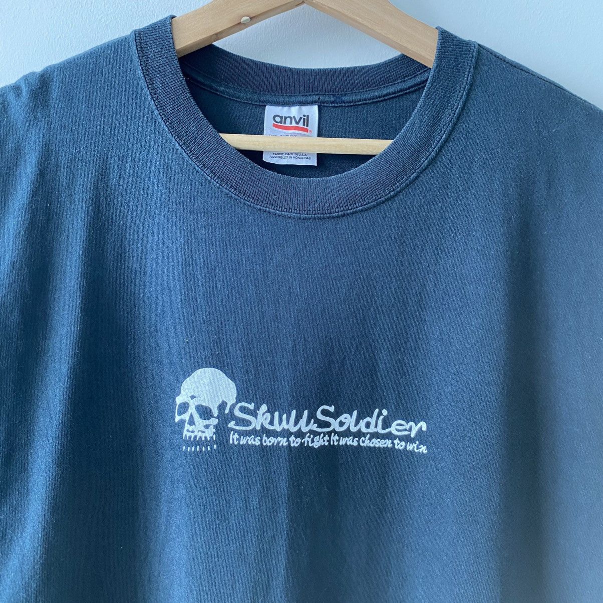 Vintage Thrashed Faded Vintage Y2K Skull Soldier ERD GRUNGE TSHIRT Size US L / EU 52-54 / 3 - 4 Thumbnail