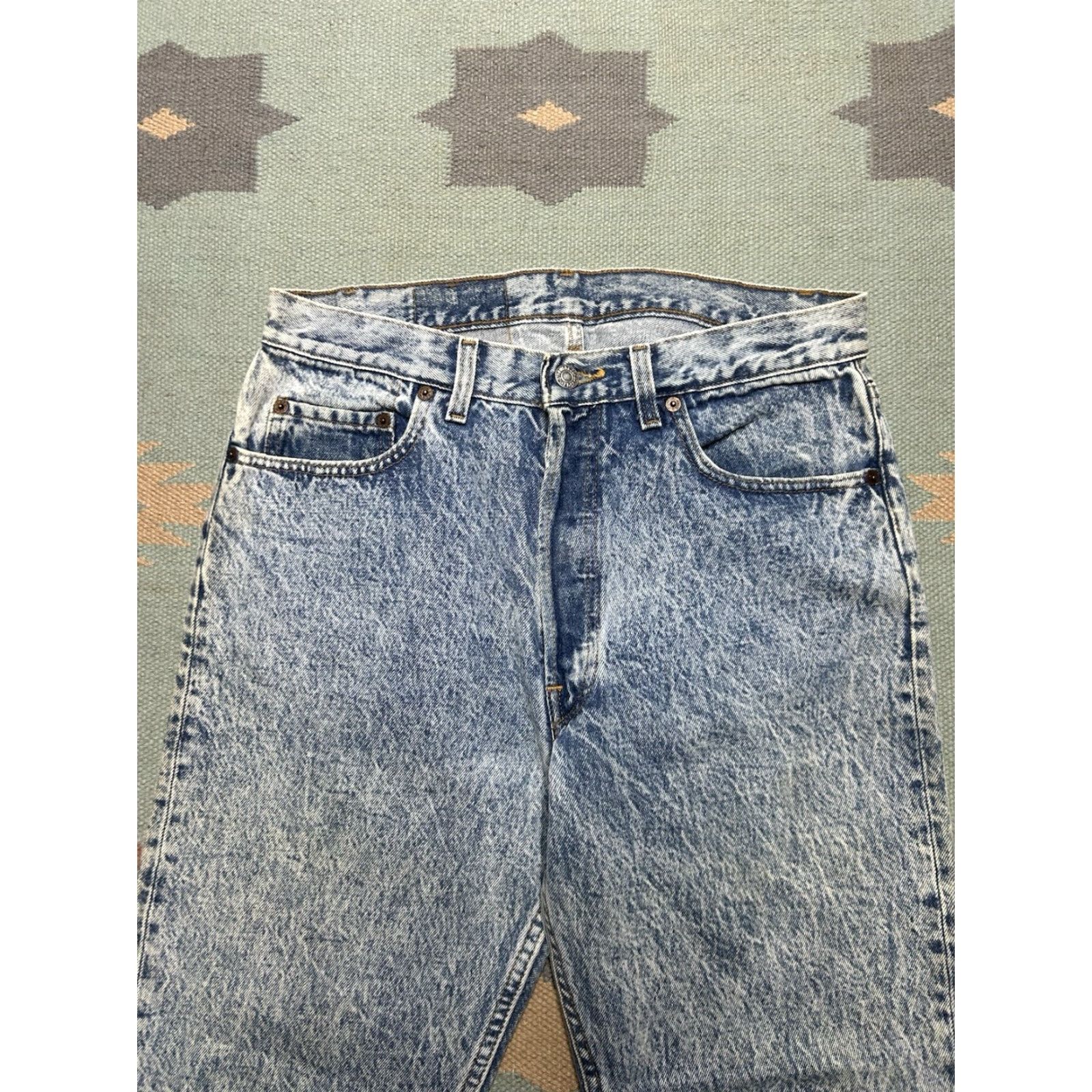 Levi's VINTAGE Levi’s 501 Jeans USA 80s acid stone wash button fly straight leg 32x29 Beige Mens Regular Jeans Size US 32 / EU 48 - 7 Thumbnail