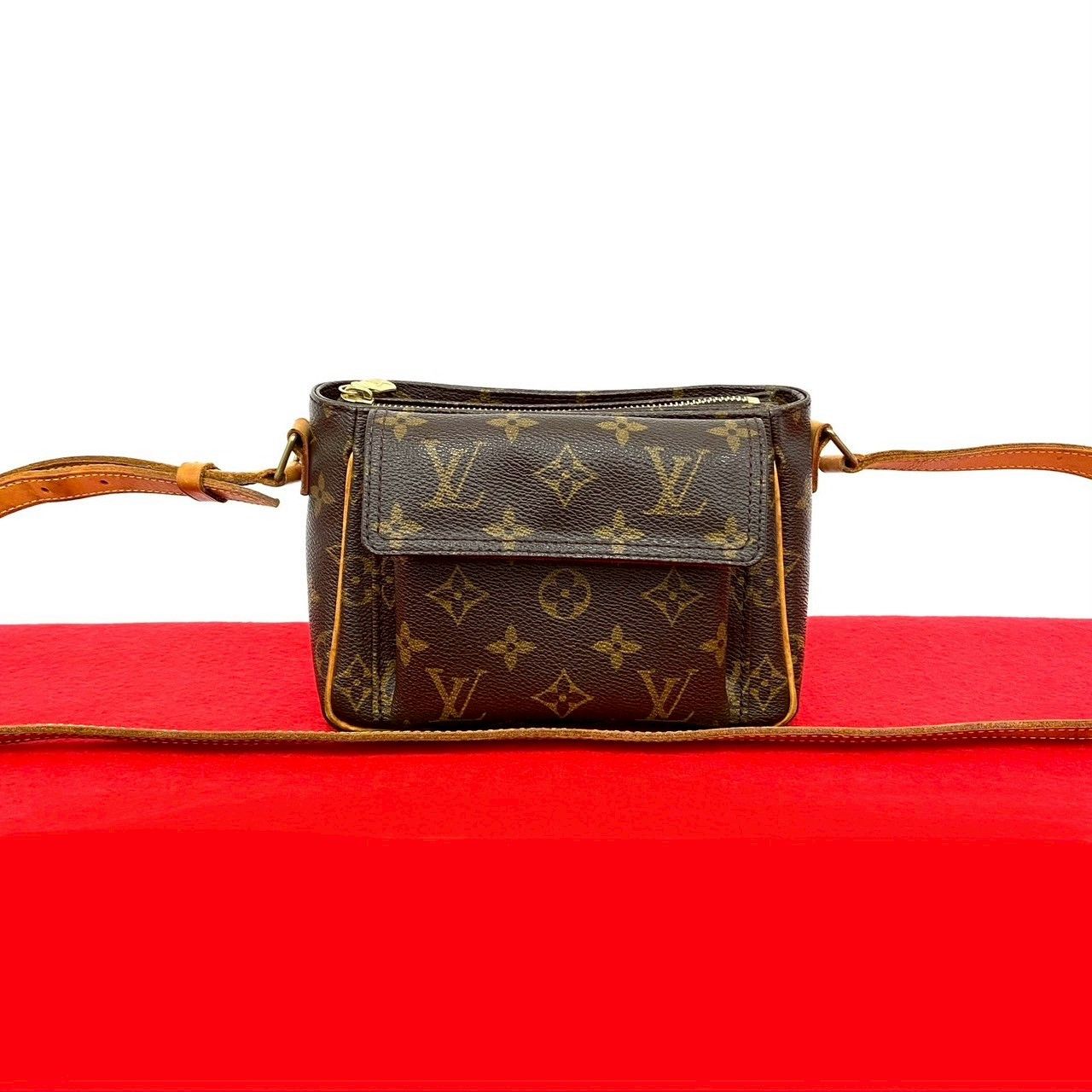 Louis Vuitton Louis Vuitton Louis Vuitton VIVACITE Monogram Shoulder Bag Canvas Shoulder Bag DUTY FREE for USA Size ONE SIZE - 1 Thumbnail